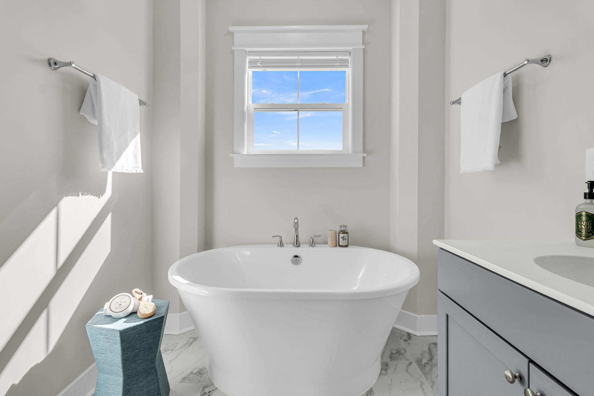 812 Kings Oak Court # 2