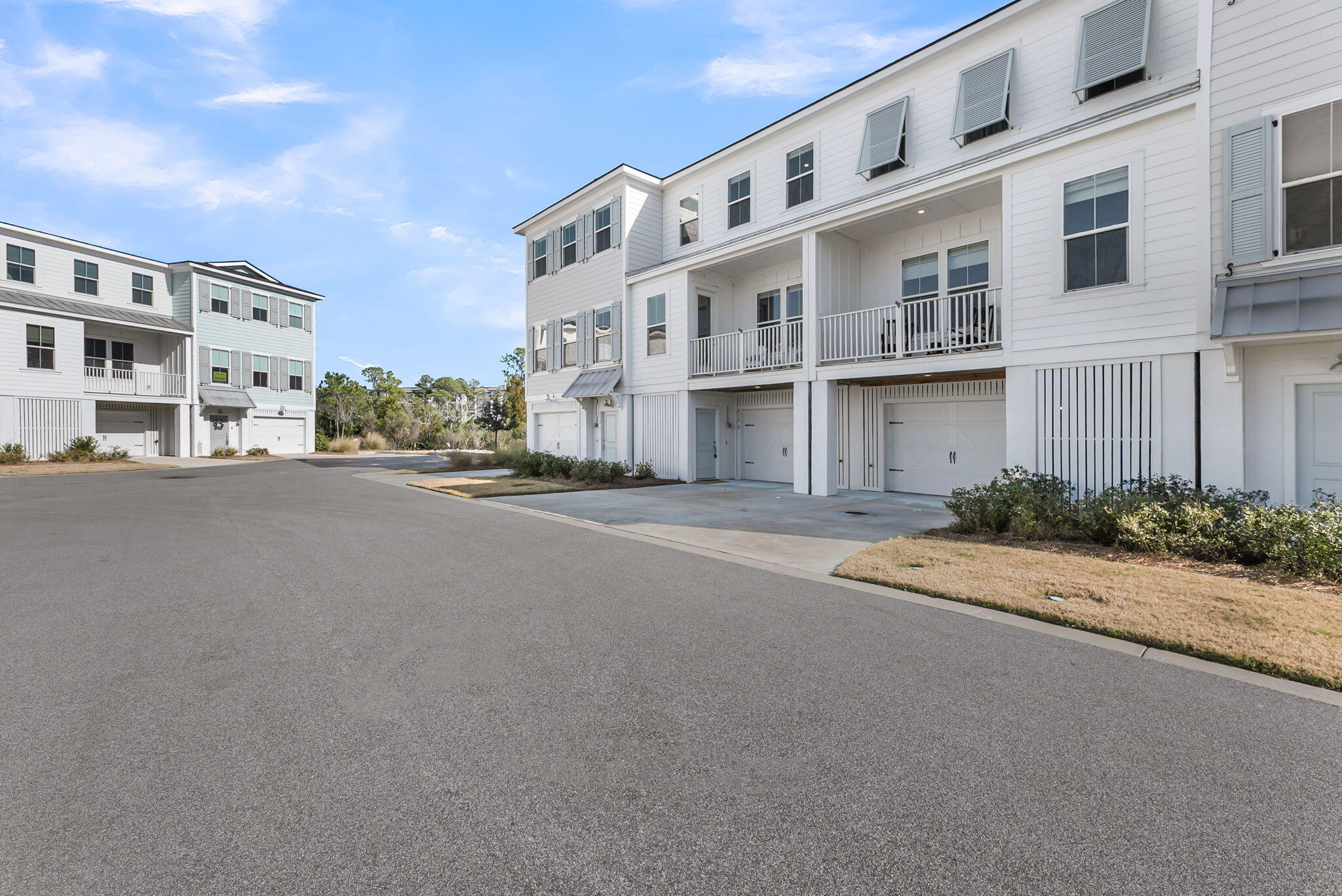 812 Kings Oak Court # 3