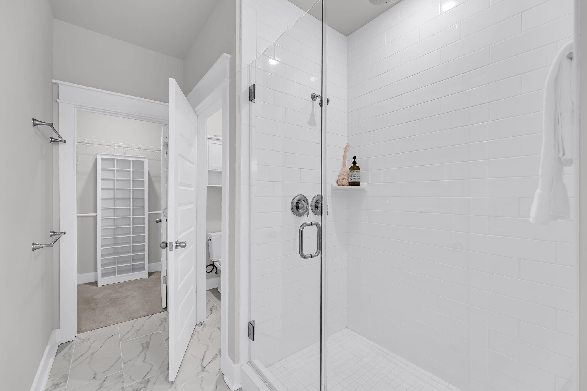 812 Kings Oak Court # 3