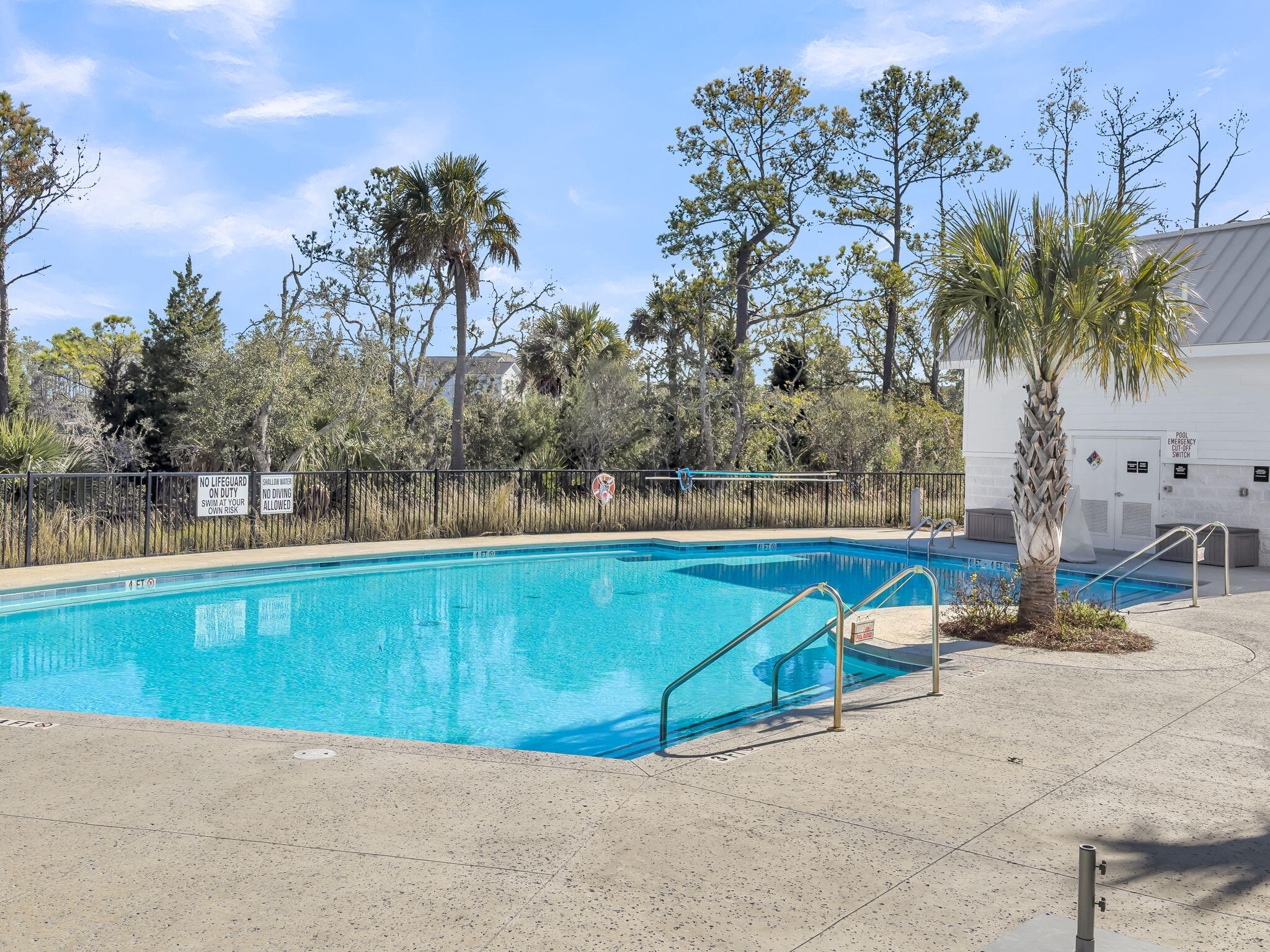 812 Kings Oak Court # 3