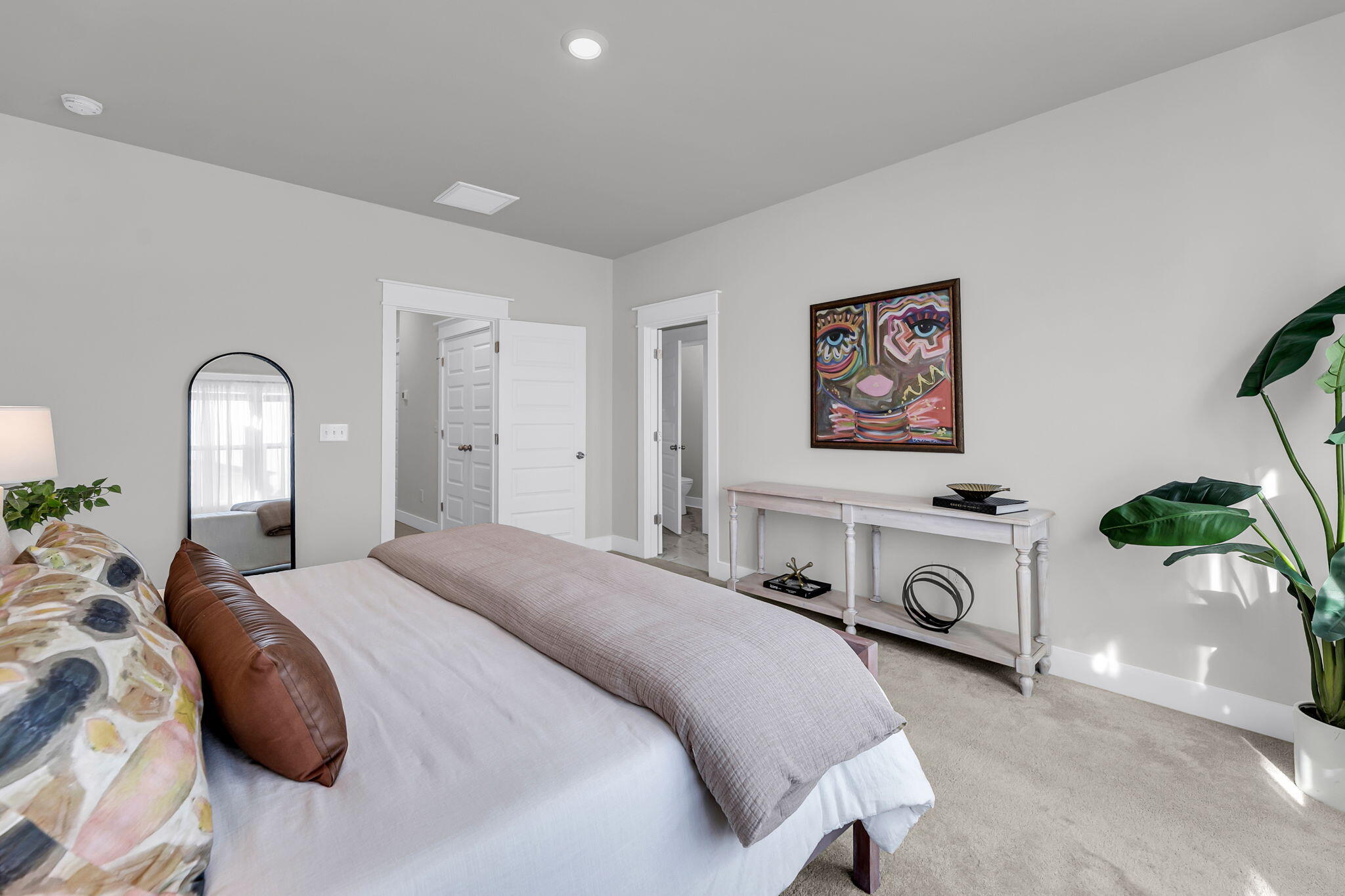 812 Kings Oak Court # 3