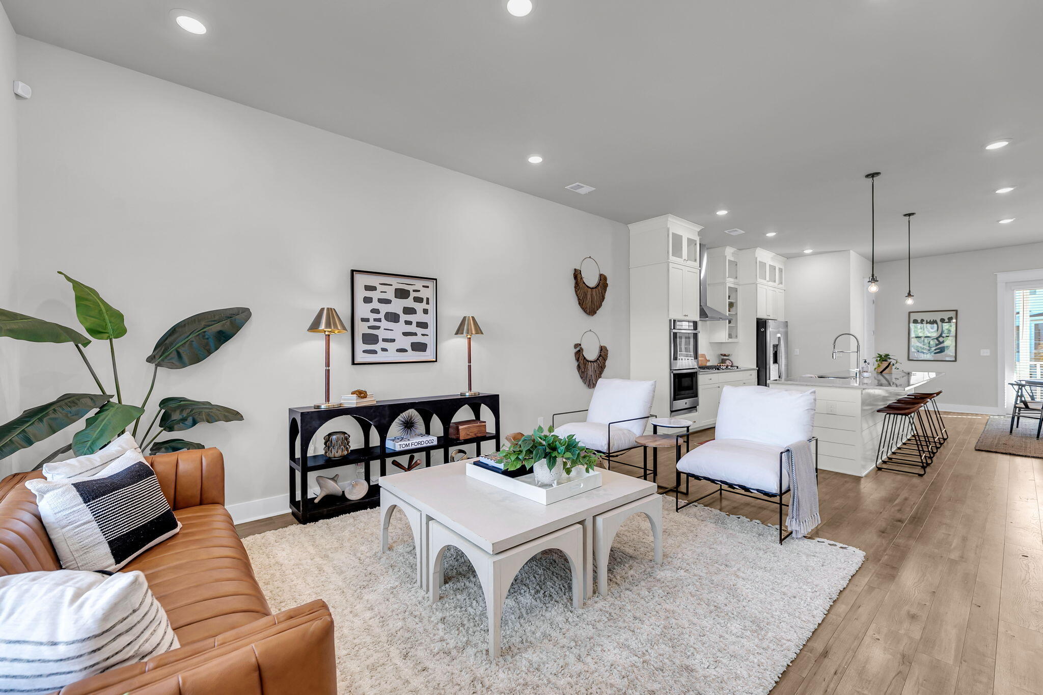 812 Kings Oak Court # 3