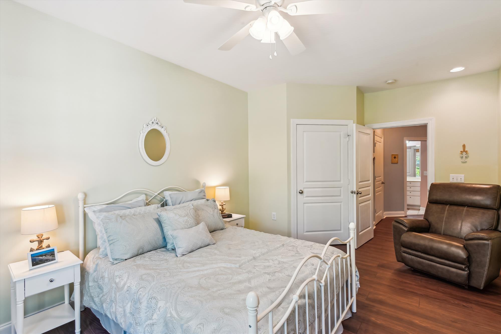 1025 Riverland Woods Place # 1008