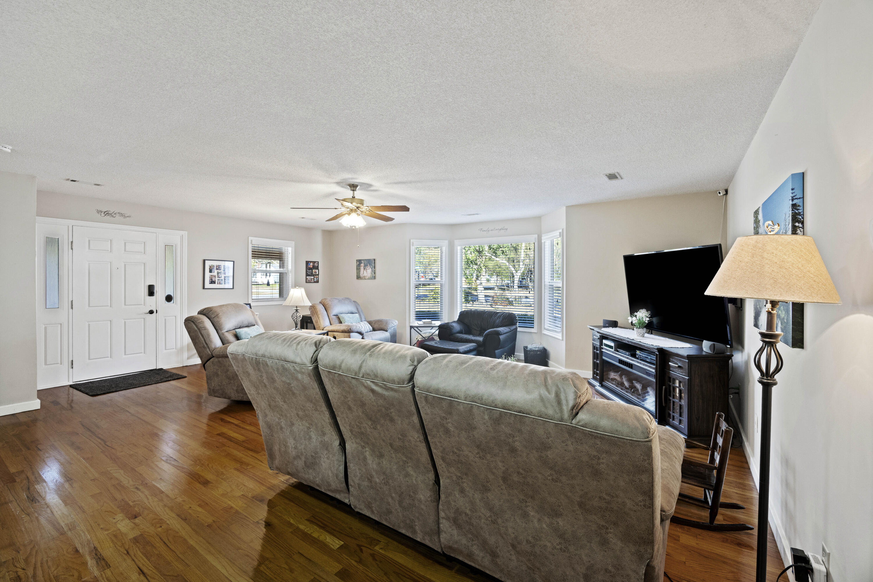 1744 Opal Avenue