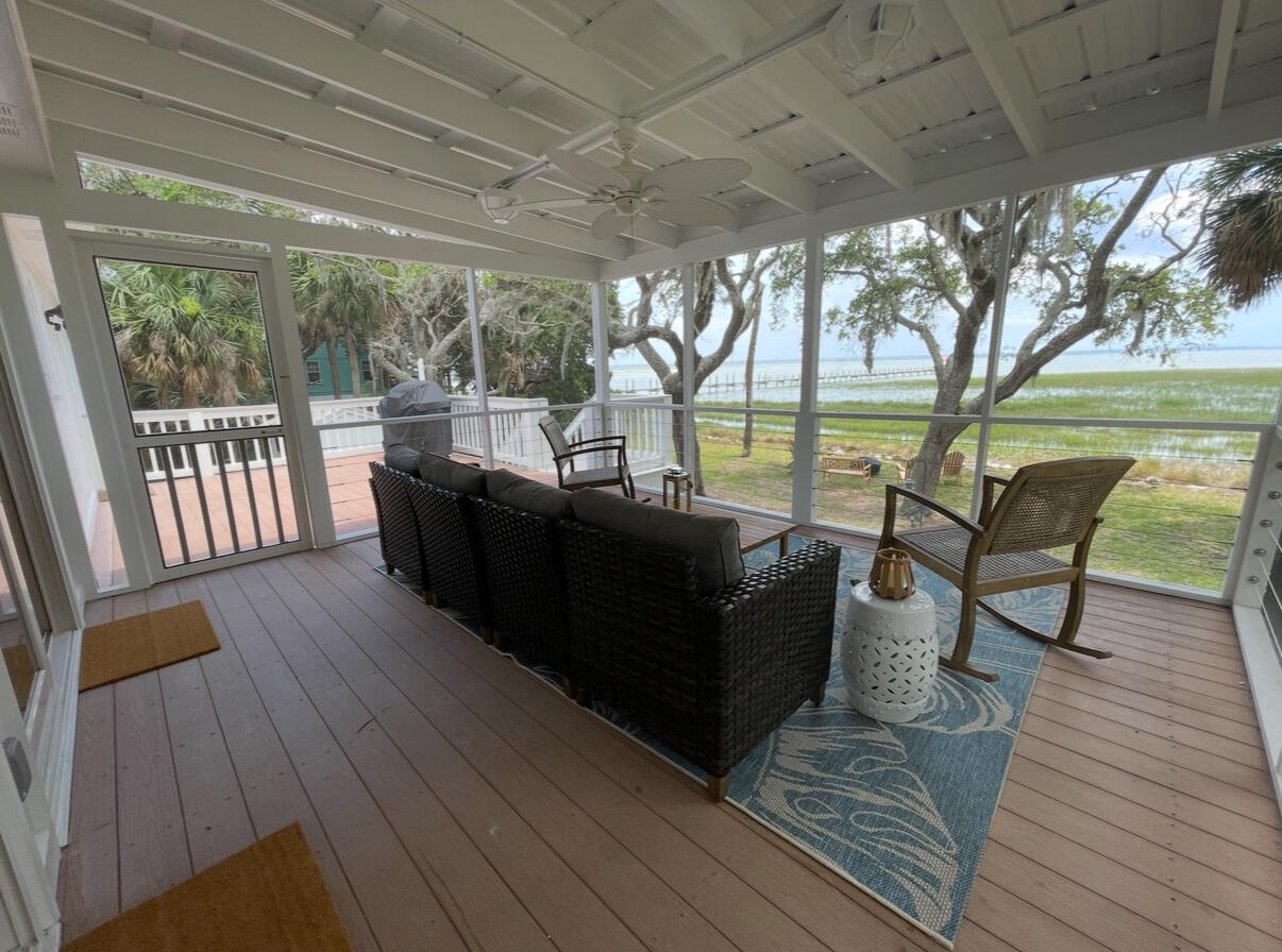 71 Harbor River Circle