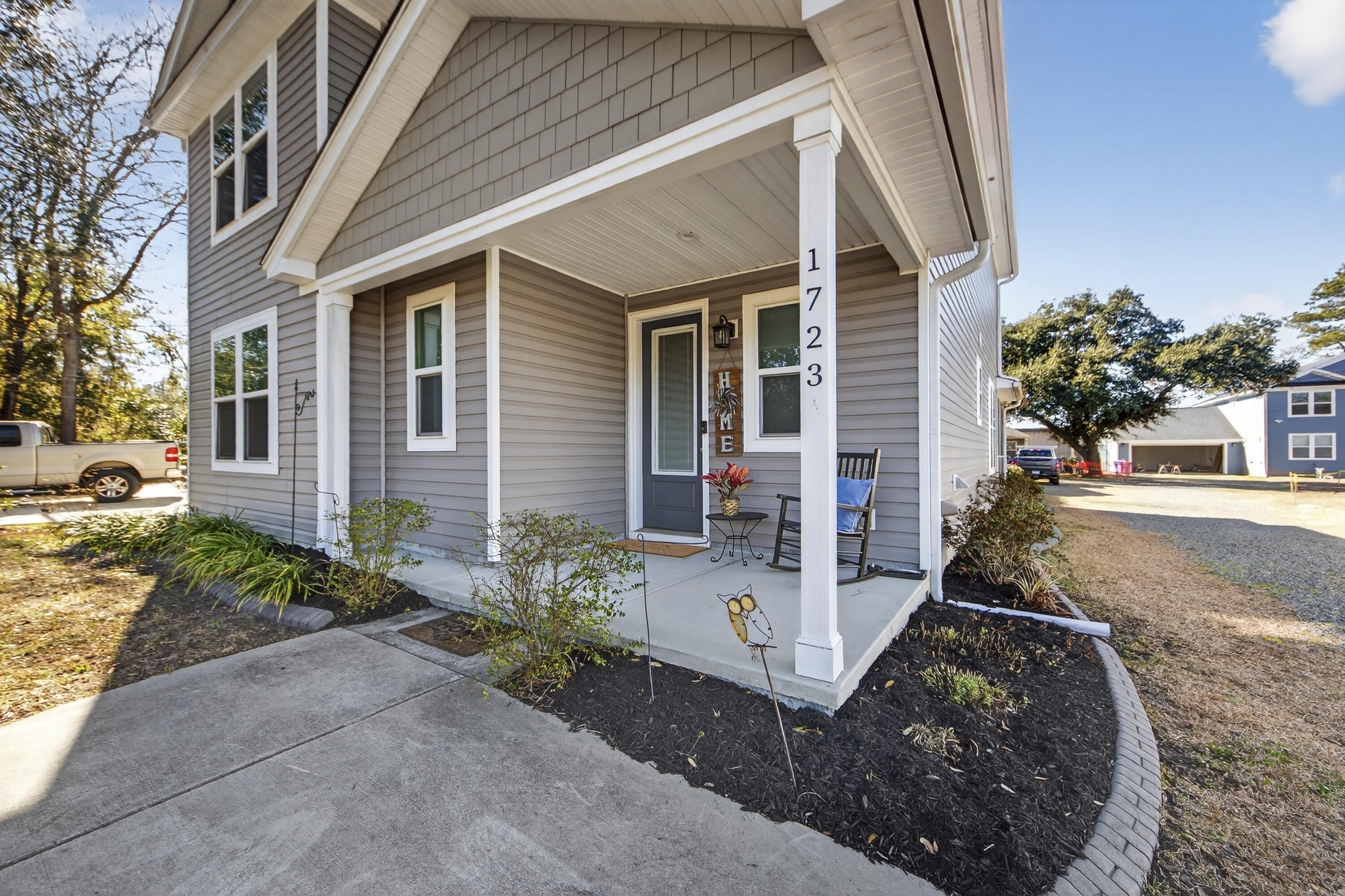 1723 W Avalon Circle