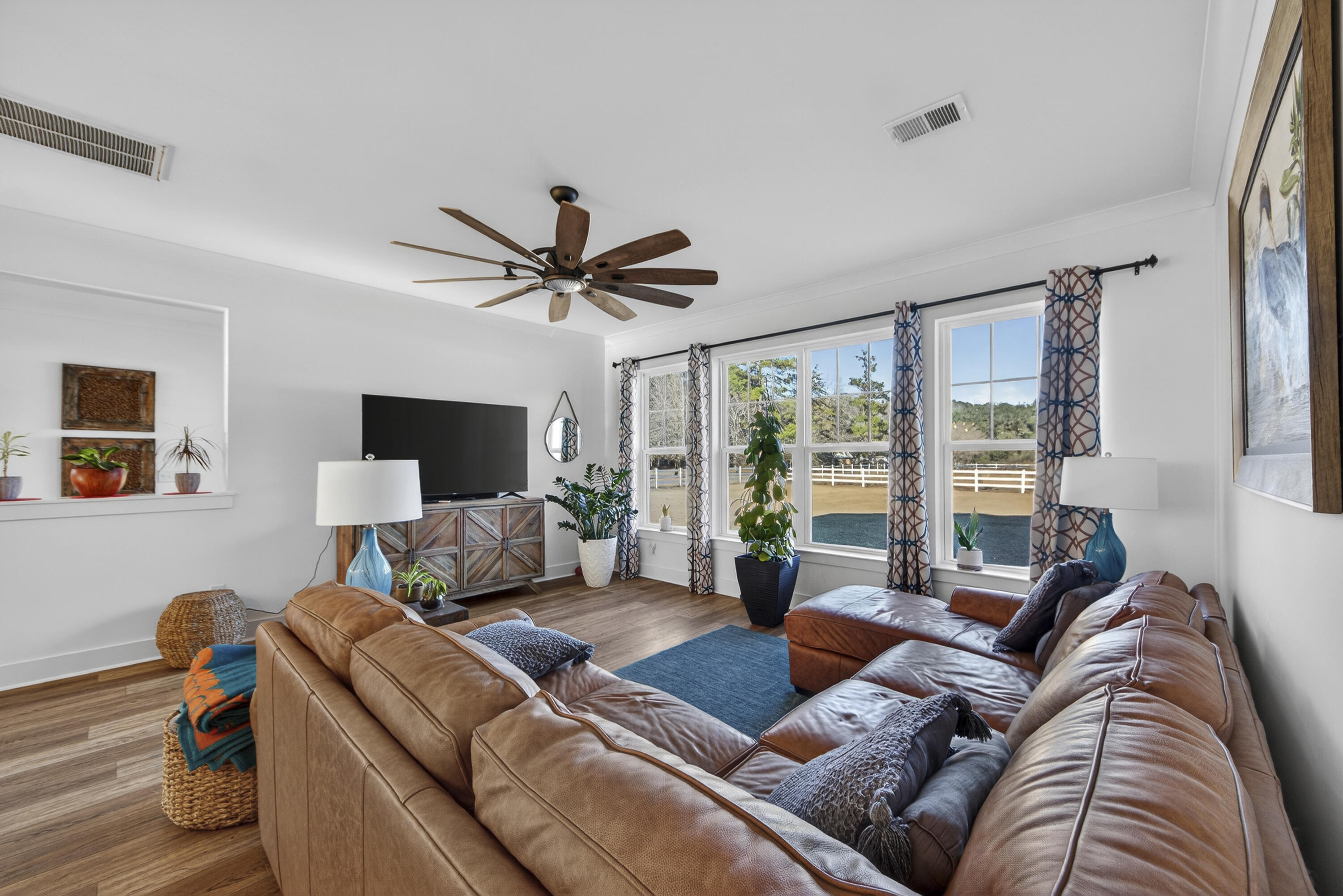 6128 Highway 165