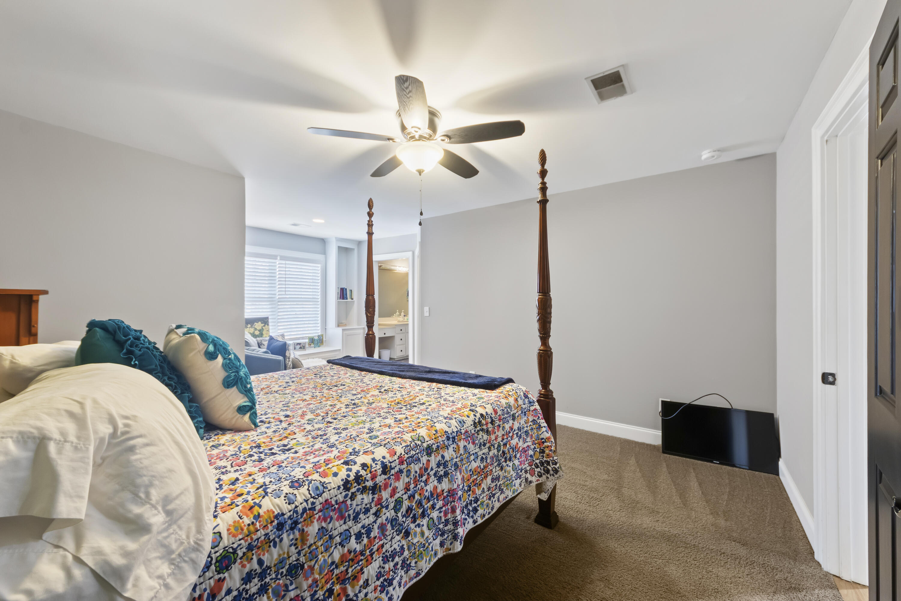 8704 E Fairway Woods Circle