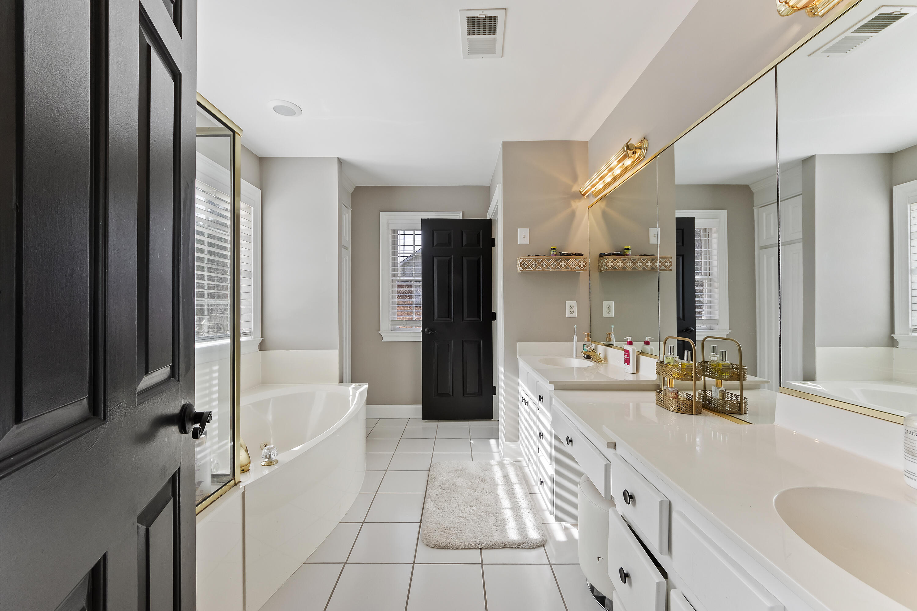 8704 E Fairway Woods Circle