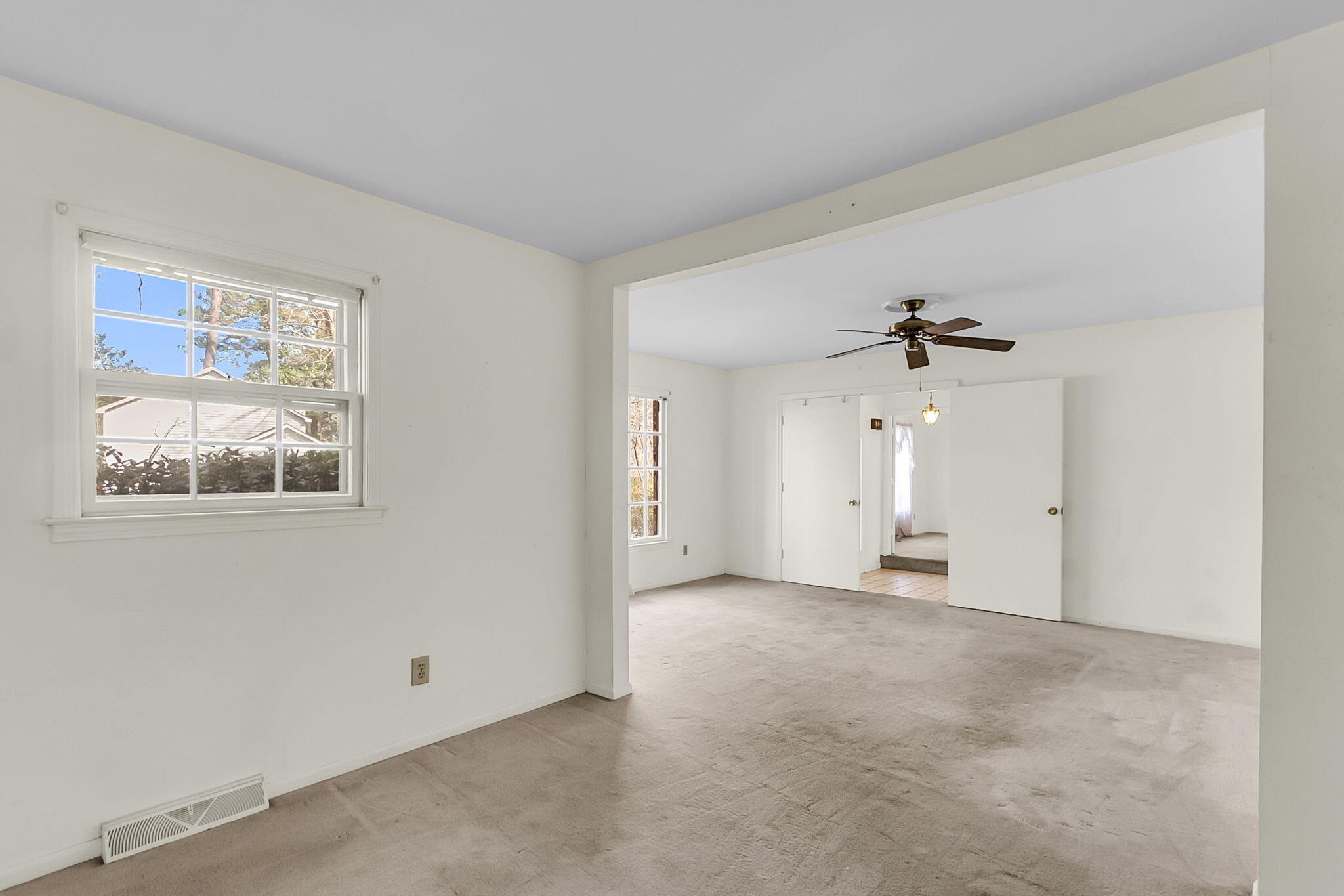 700 Fairington Drive