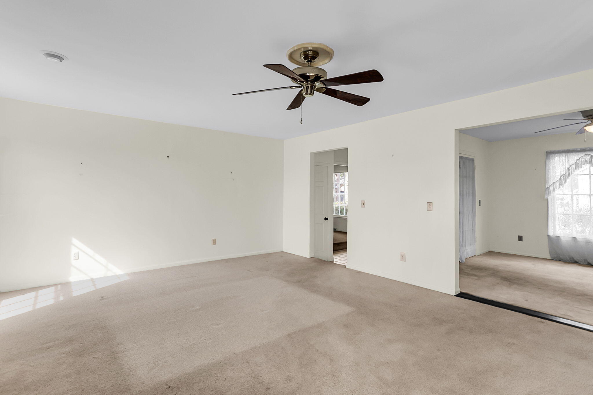 700 Fairington Drive