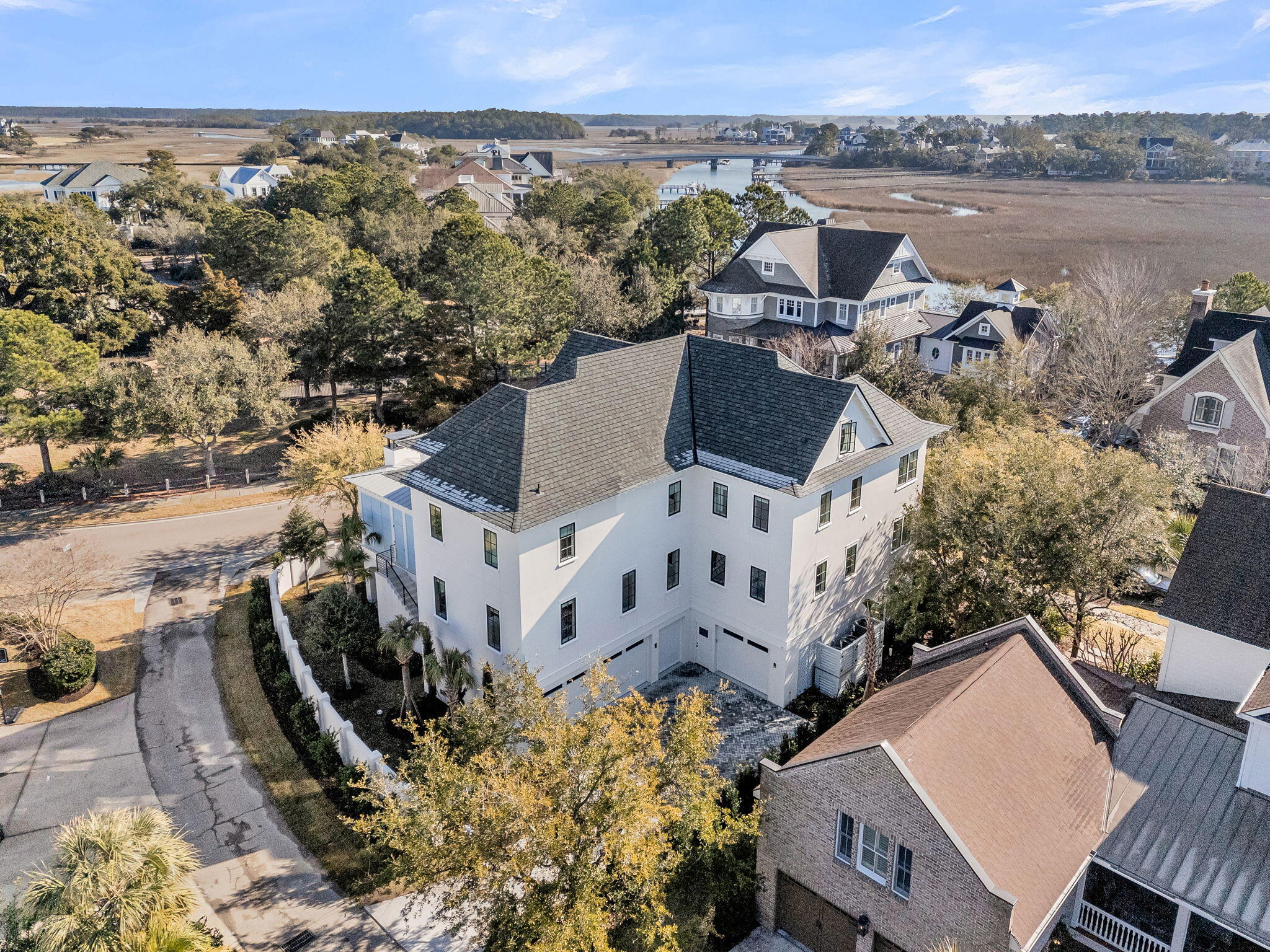 492 Creek Landing Street