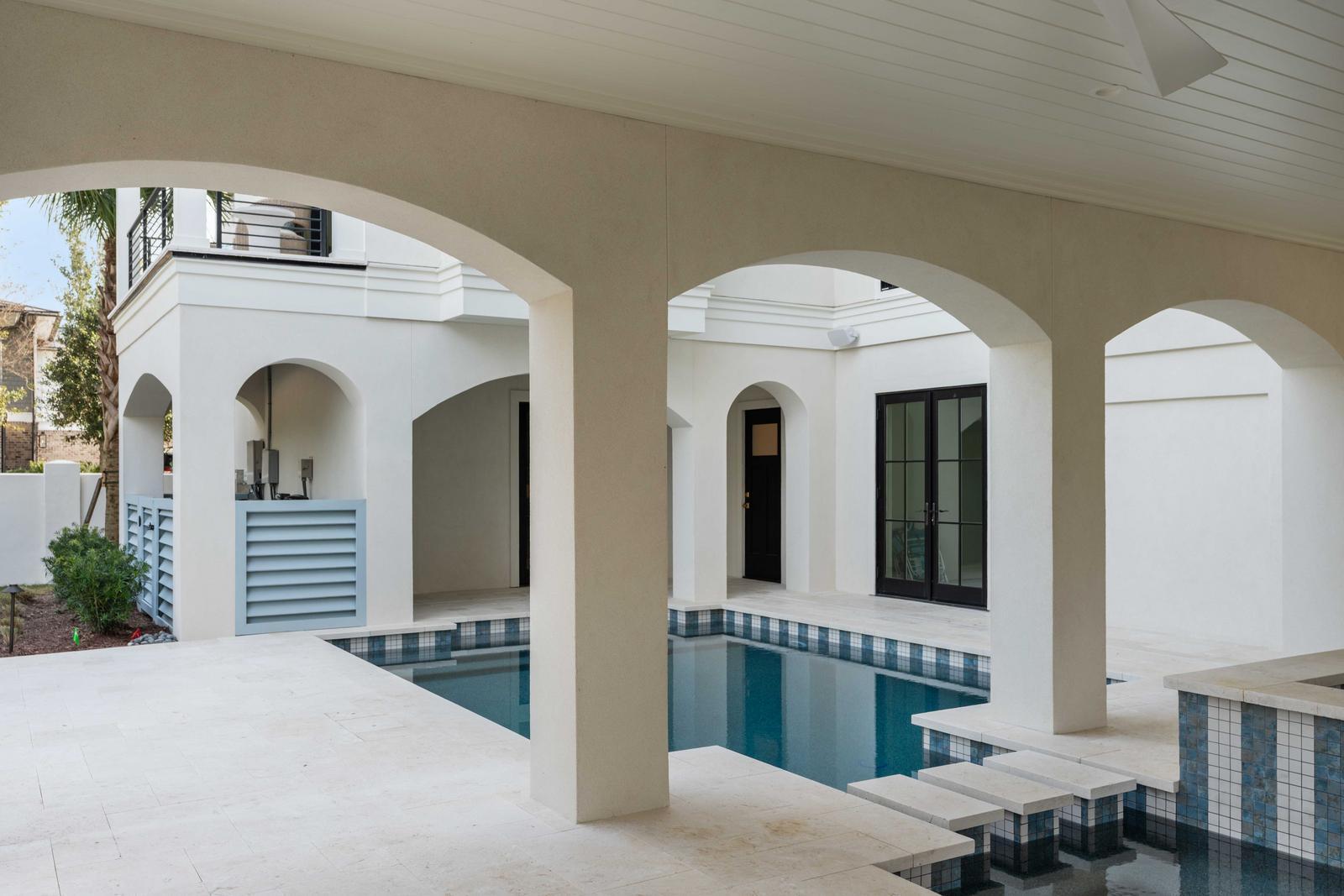 492 Creek Landing Street