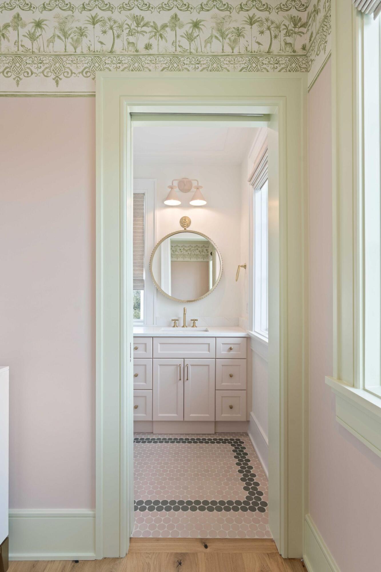 492 Creek Landing Street