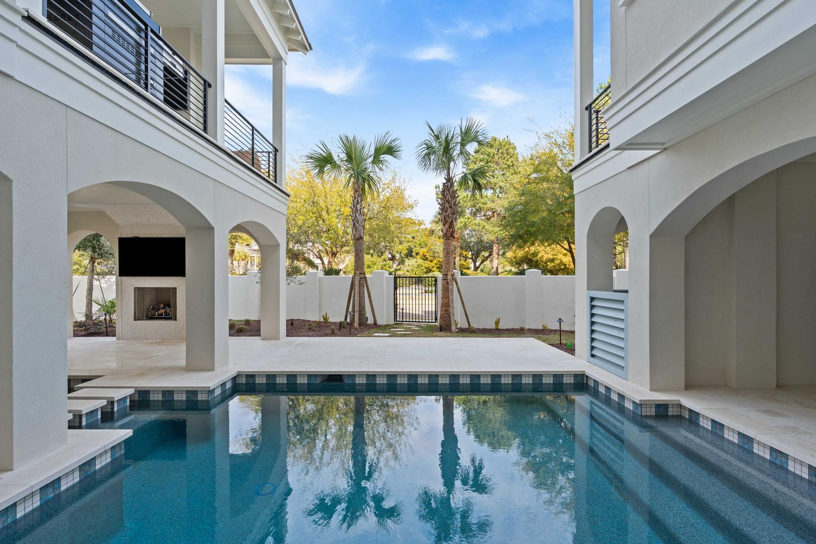 492 Creek Landing Street