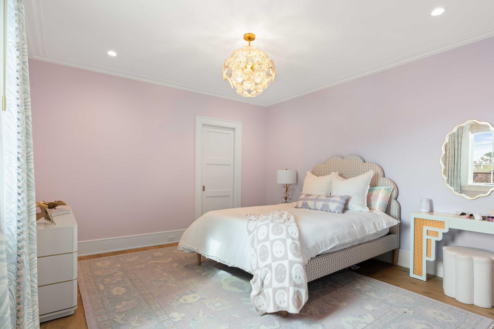 492 Creek Landing Street