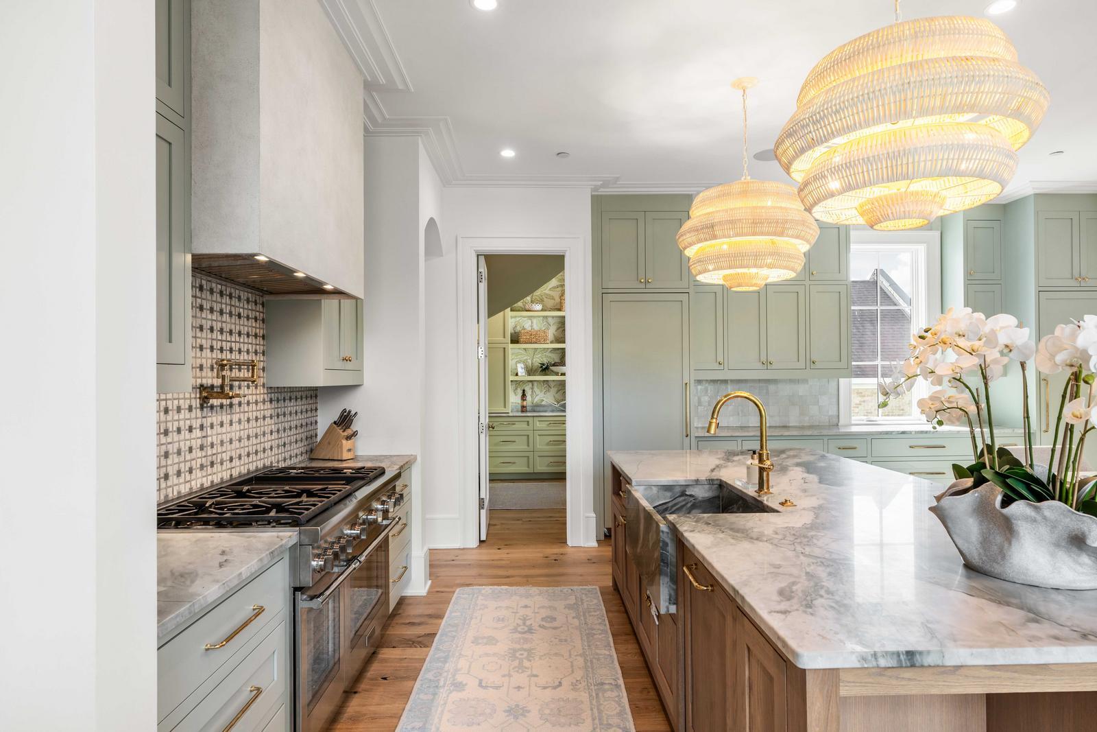 492 Creek Landing Street