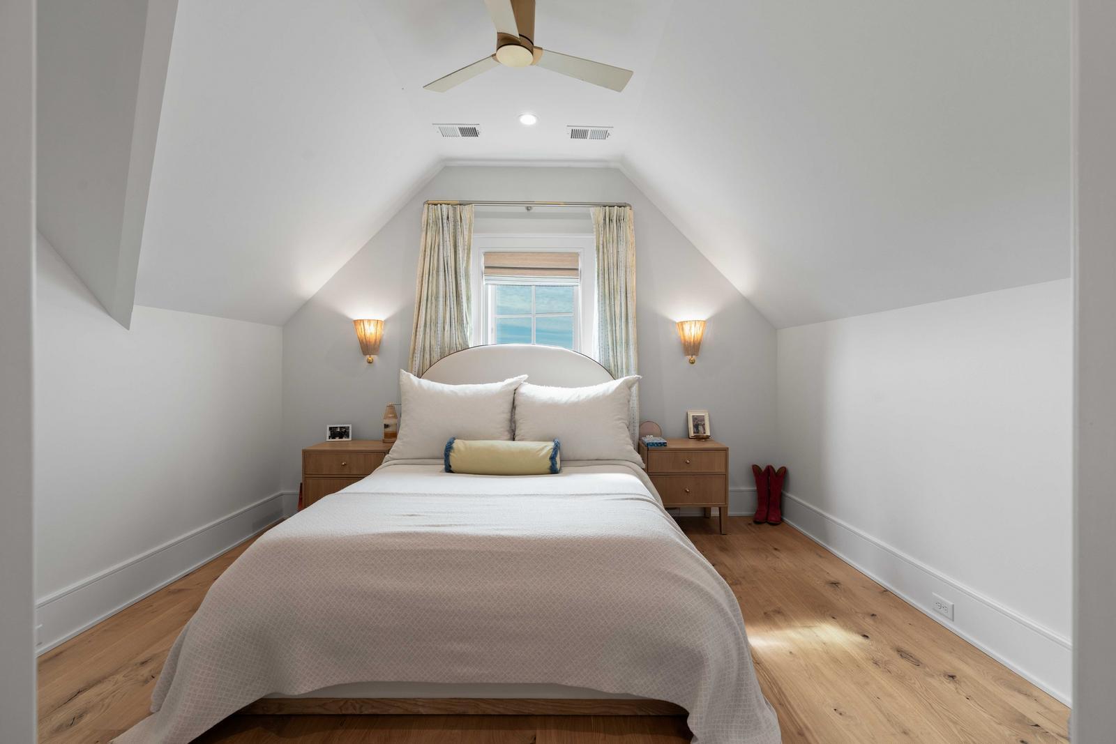 492 Creek Landing Street