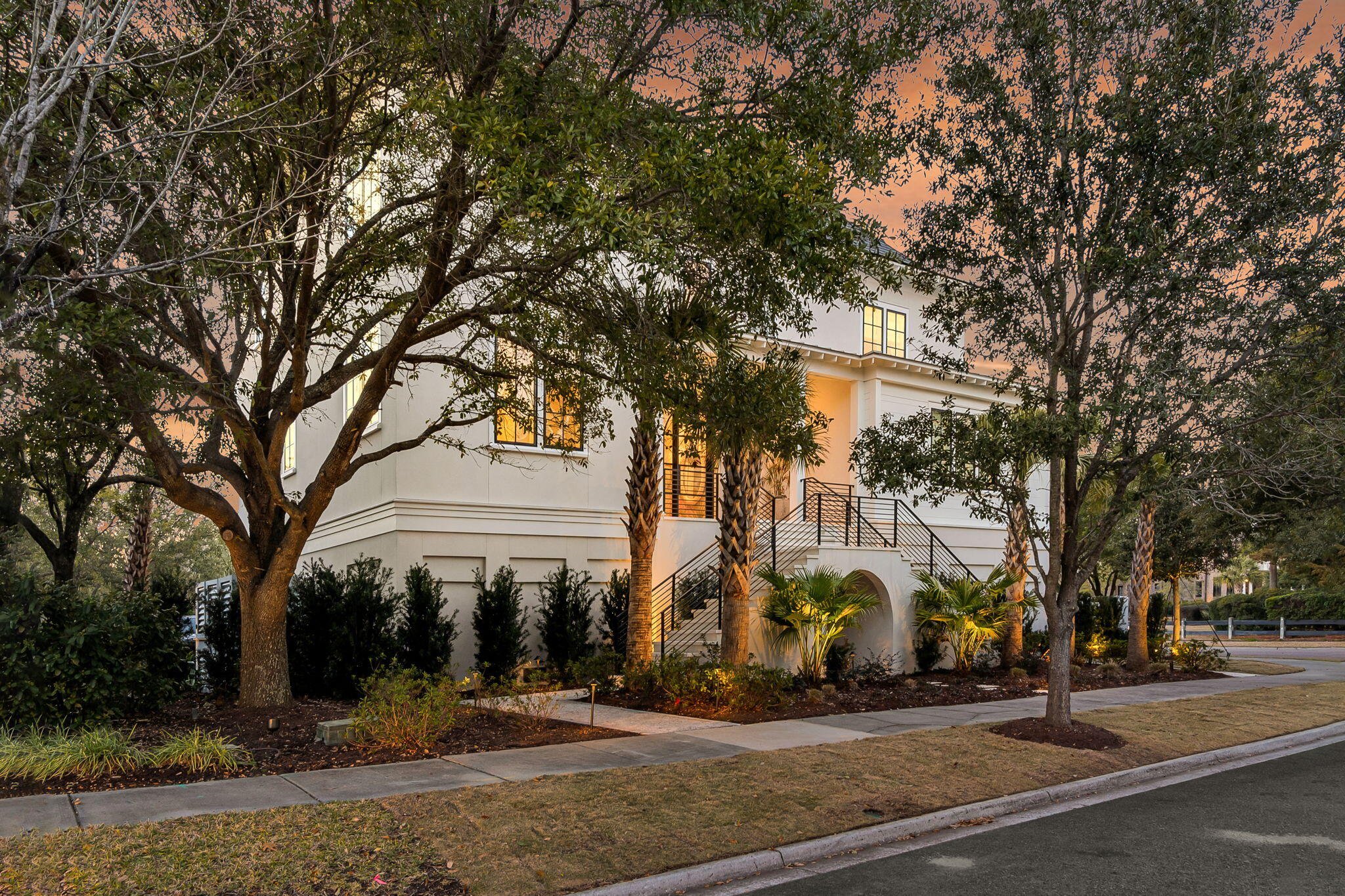 492 Creek Landing Street