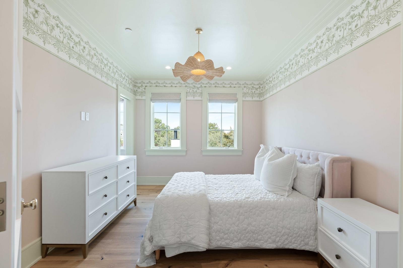 492 Creek Landing Street