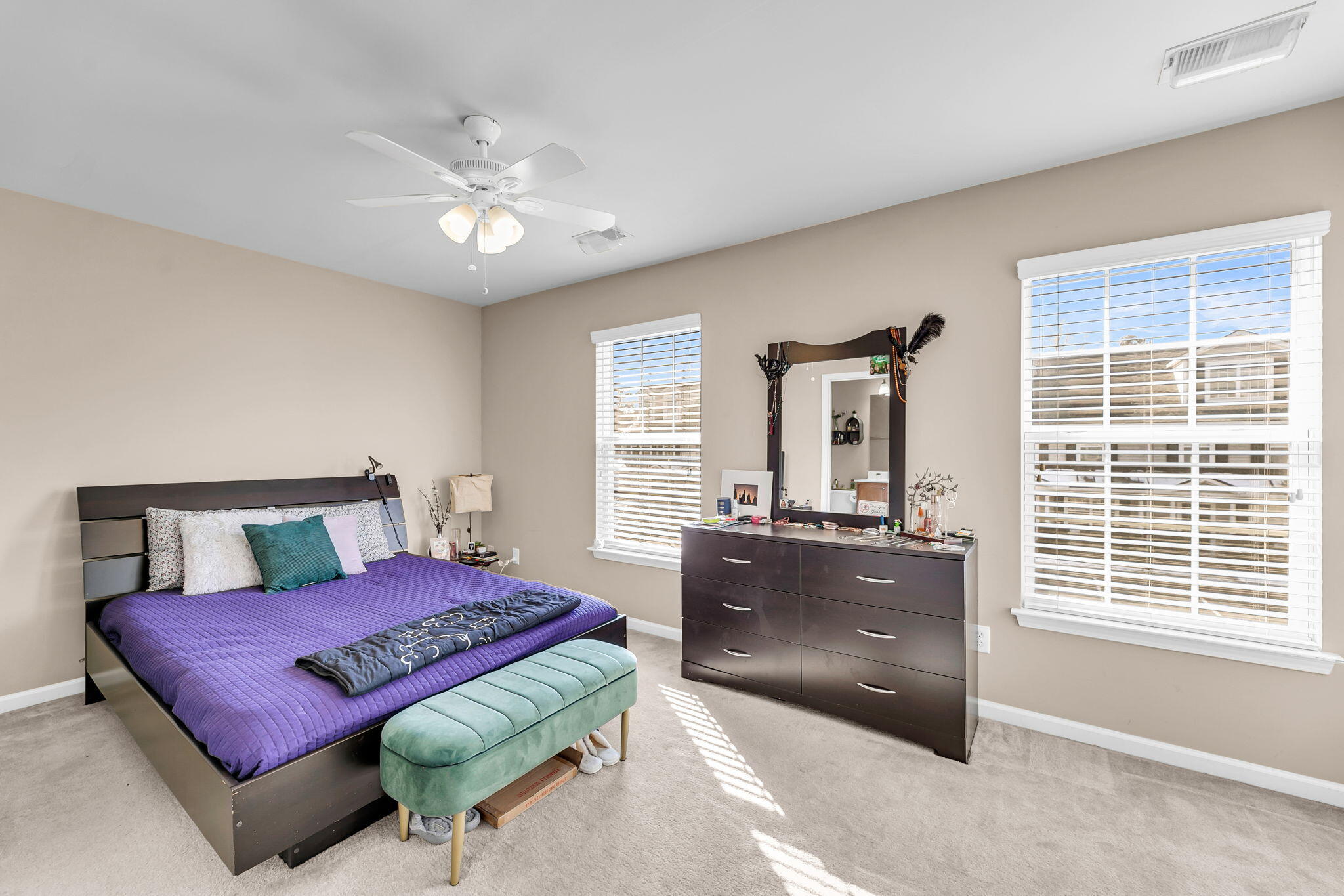 704 Hemingway Circle