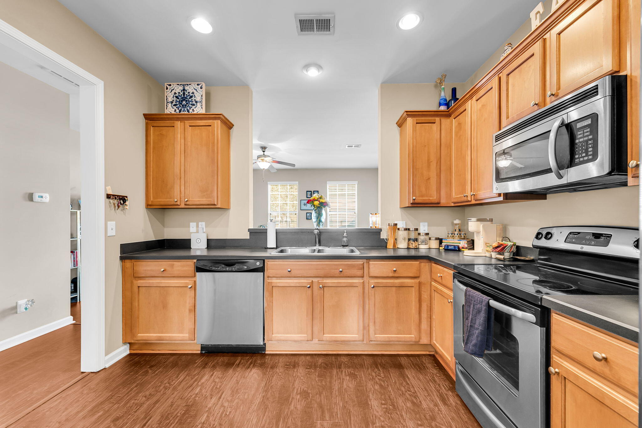 704 Hemingway Circle