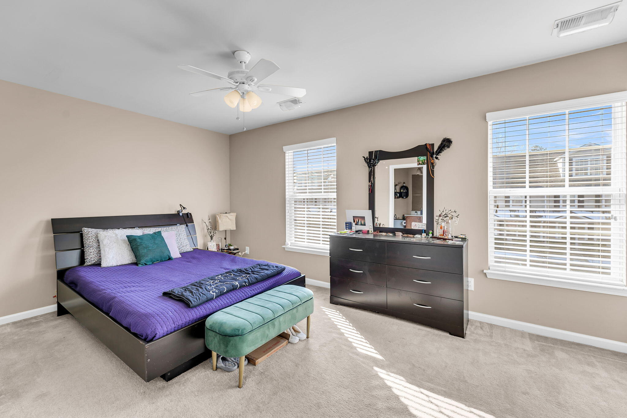 704 Hemingway Circle