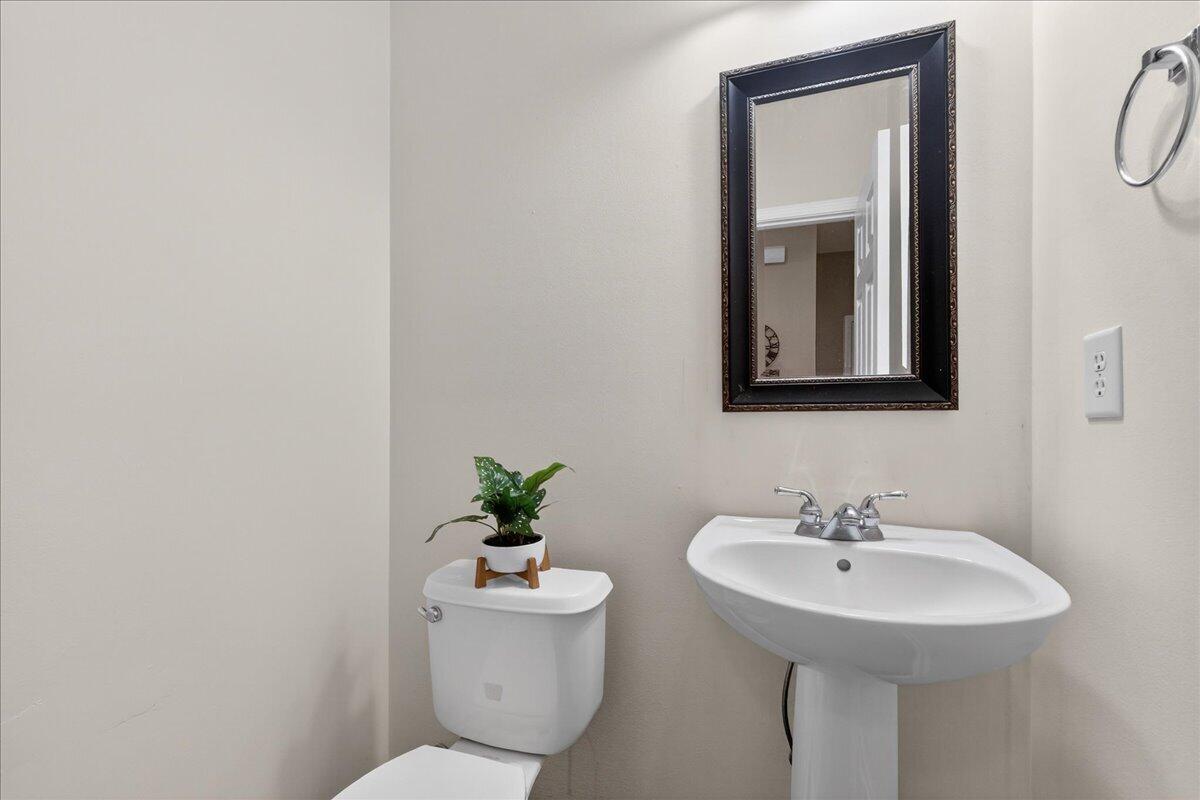 108 Corrientes Court