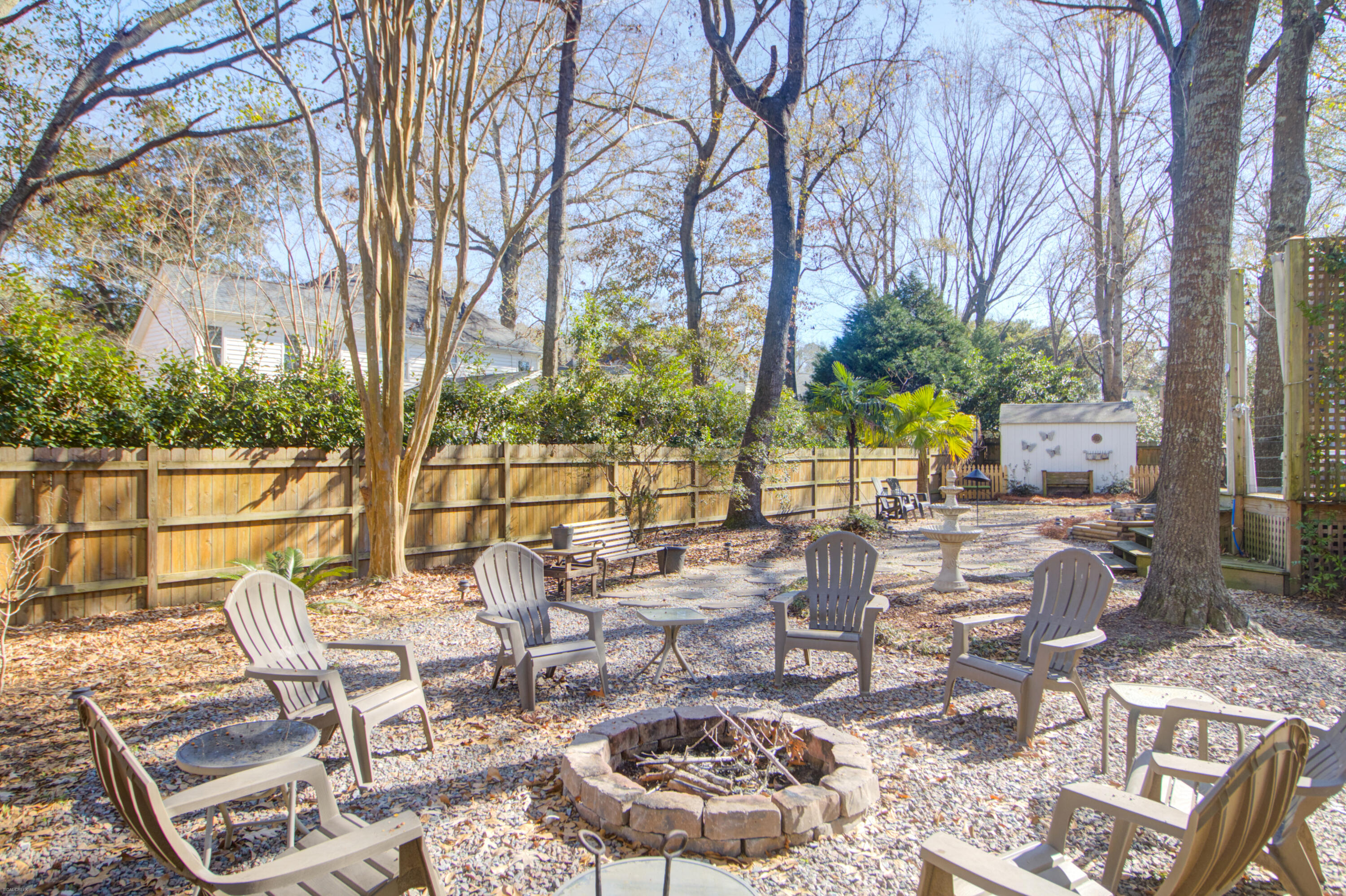 2044 Hallahan Court
