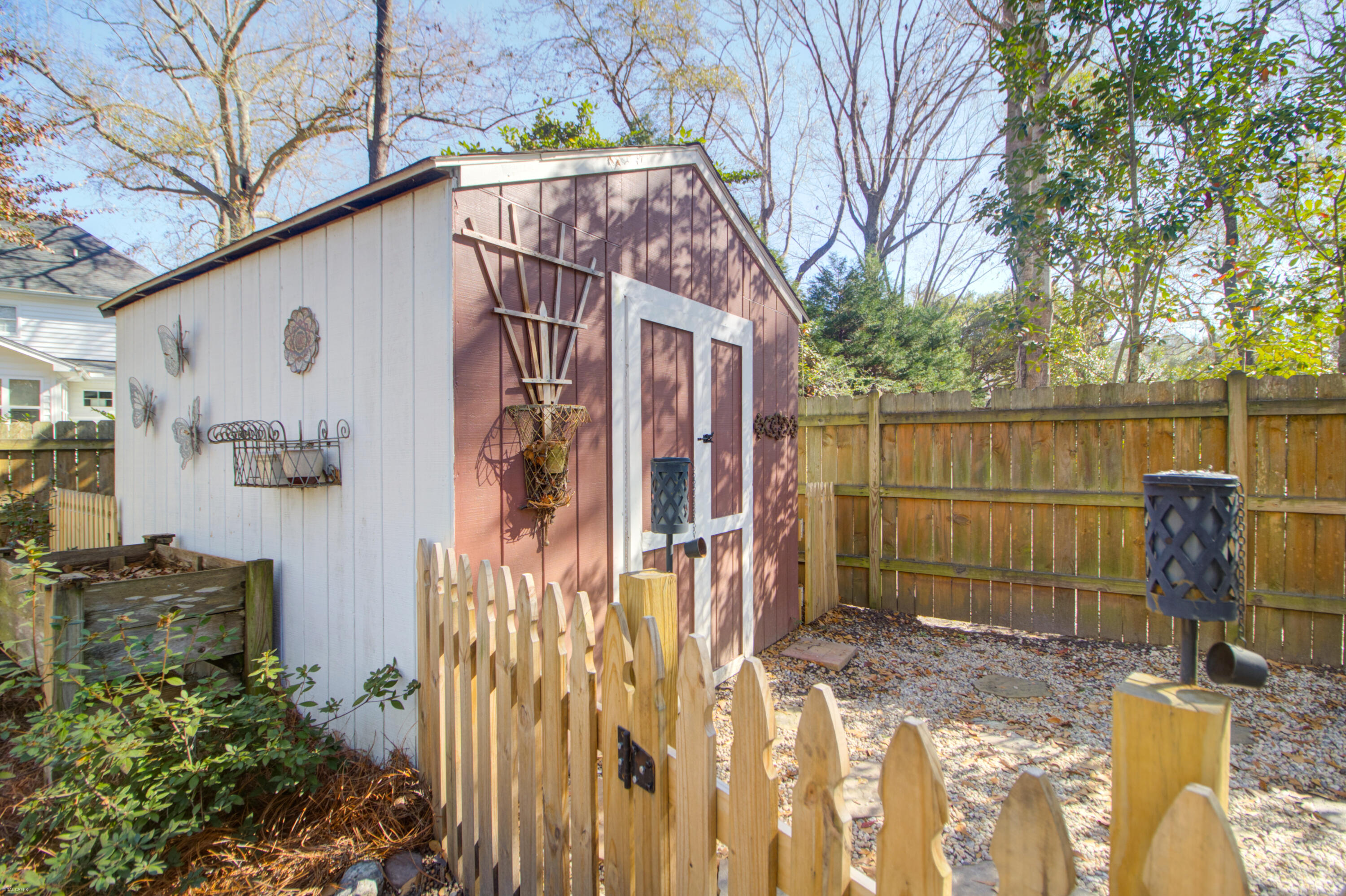 2044 Hallahan Court