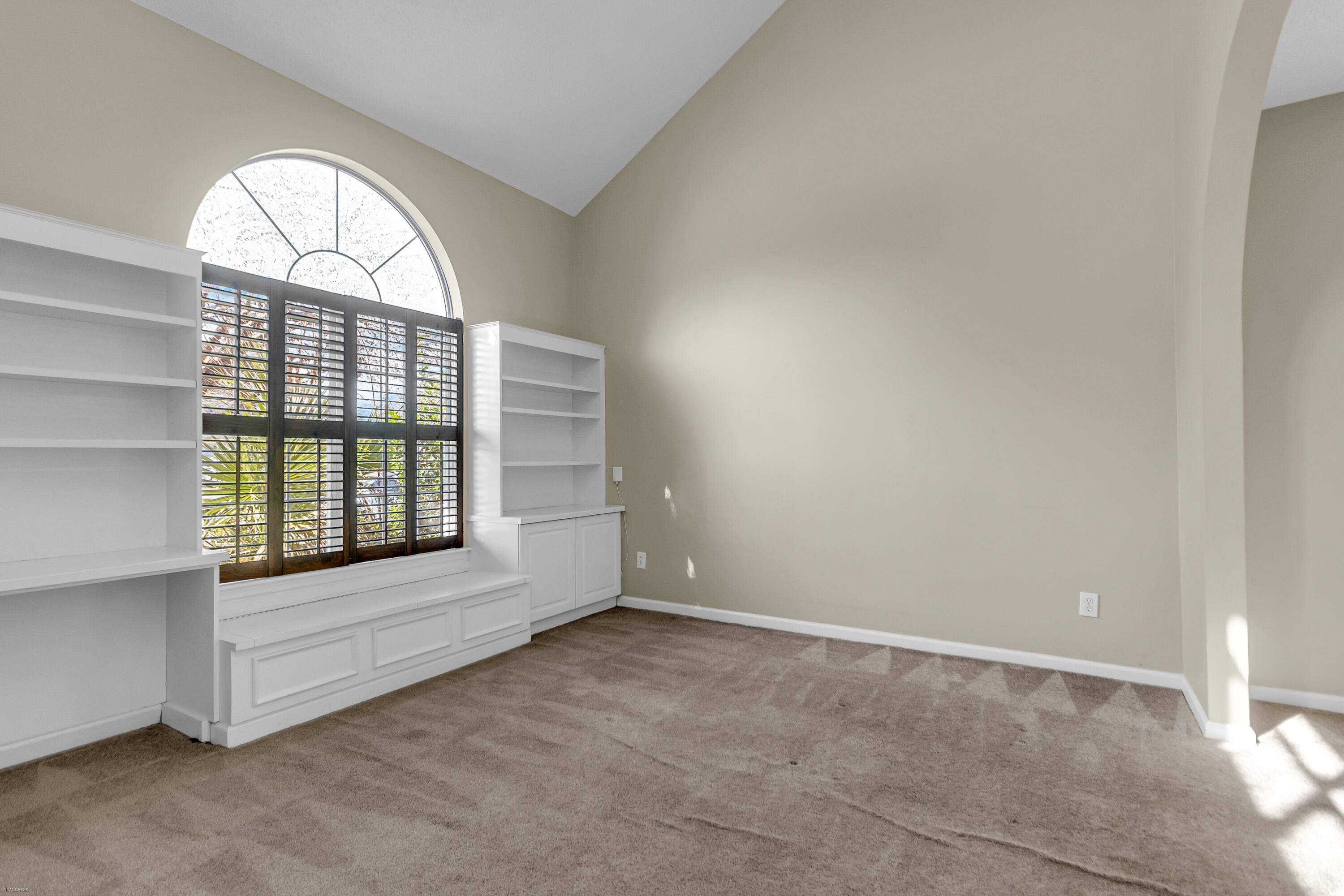 4084 Laurelwood Drive