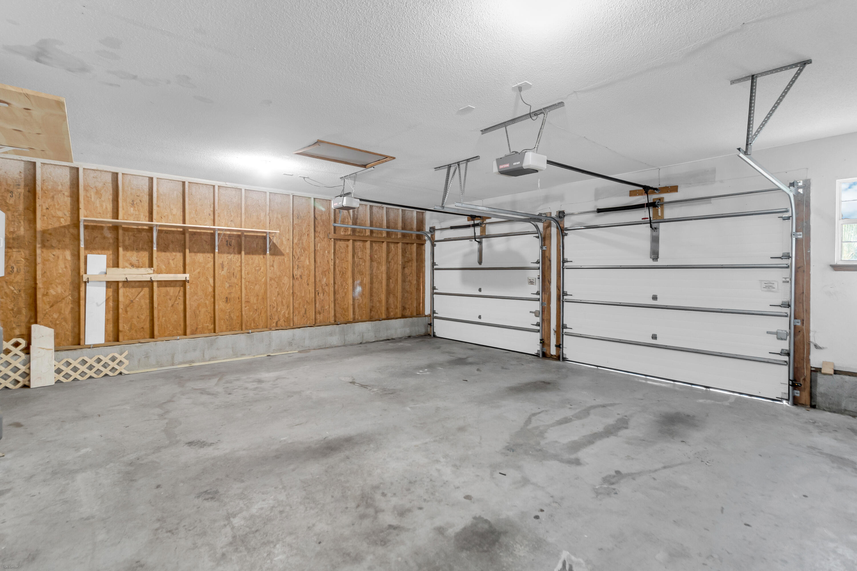 4084 Laurelwood Drive