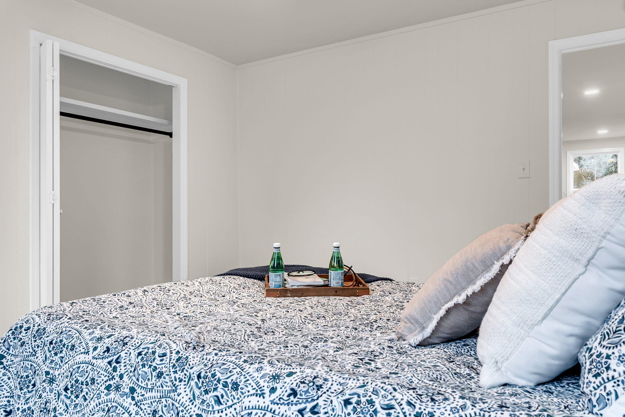 7133 Hendersonville Highway