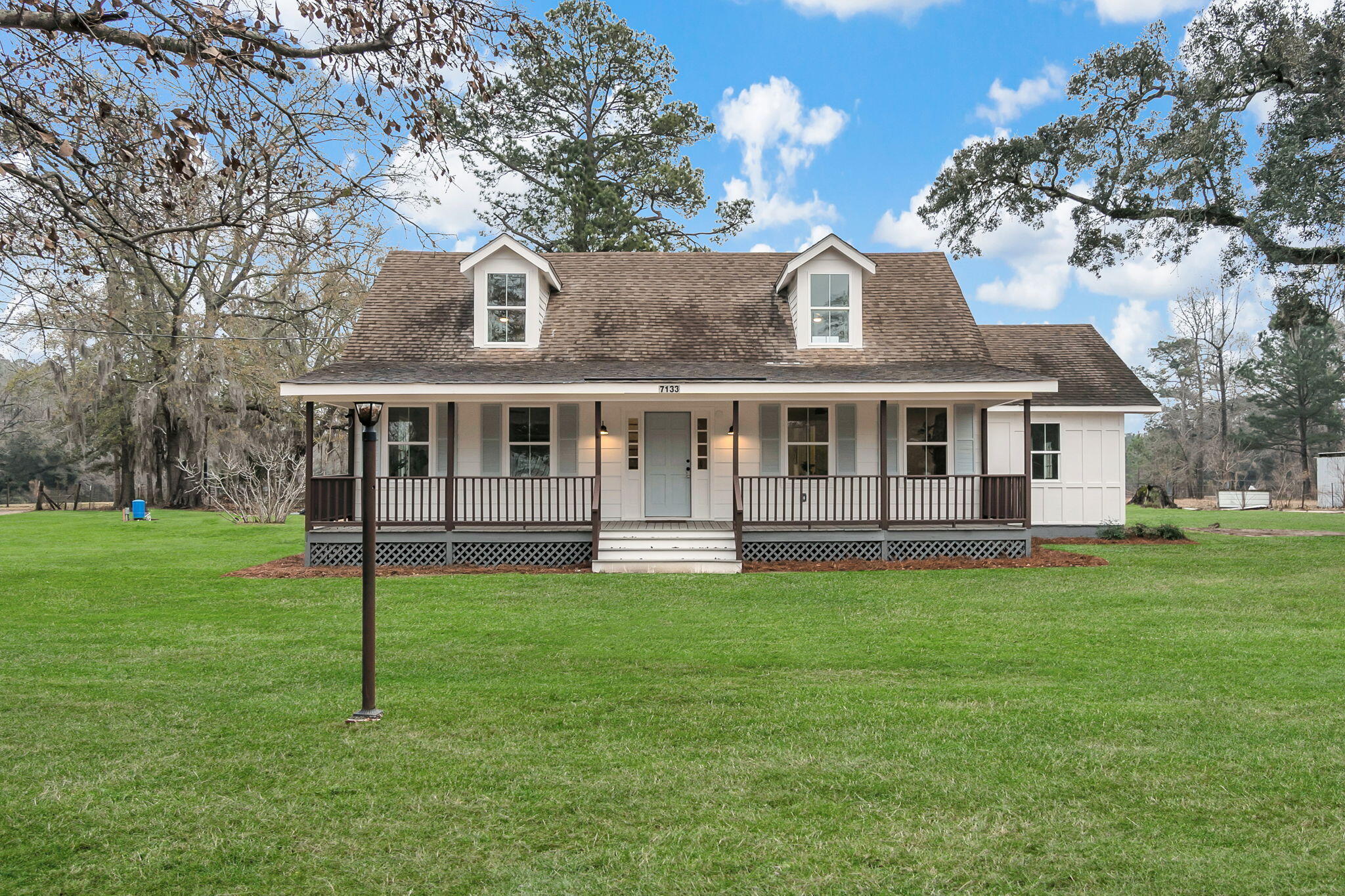 7133 Hendersonville Highway