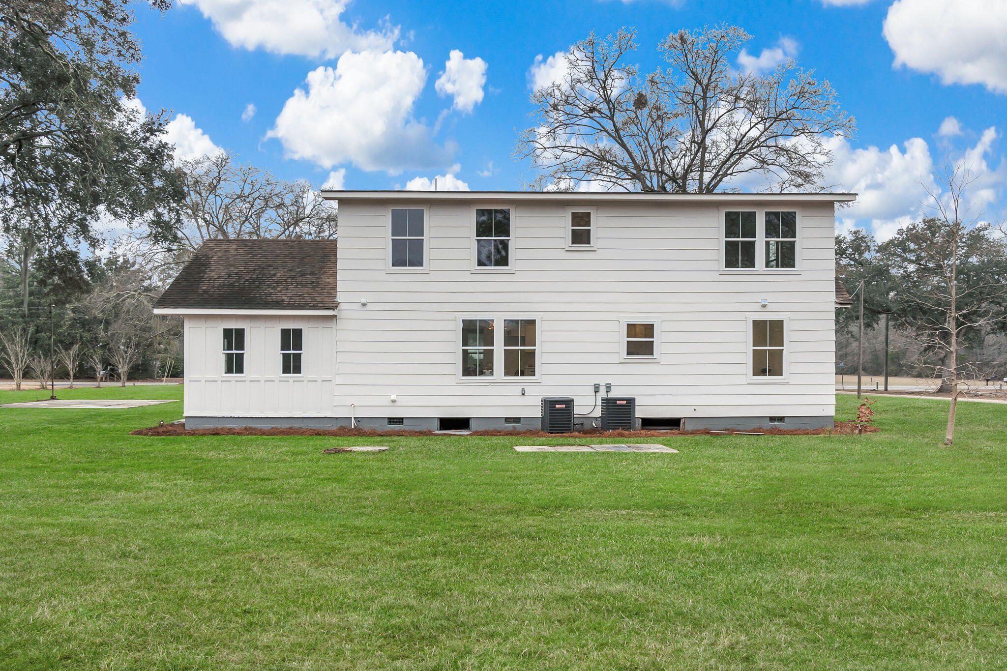 7133 Hendersonville Highway