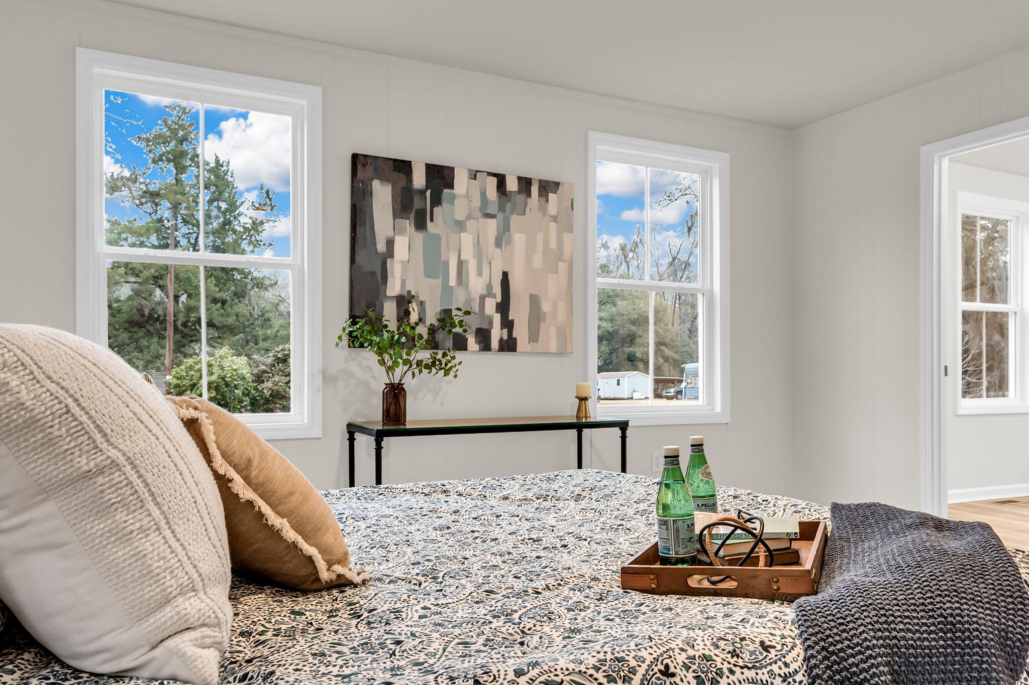 7133 Hendersonville Highway