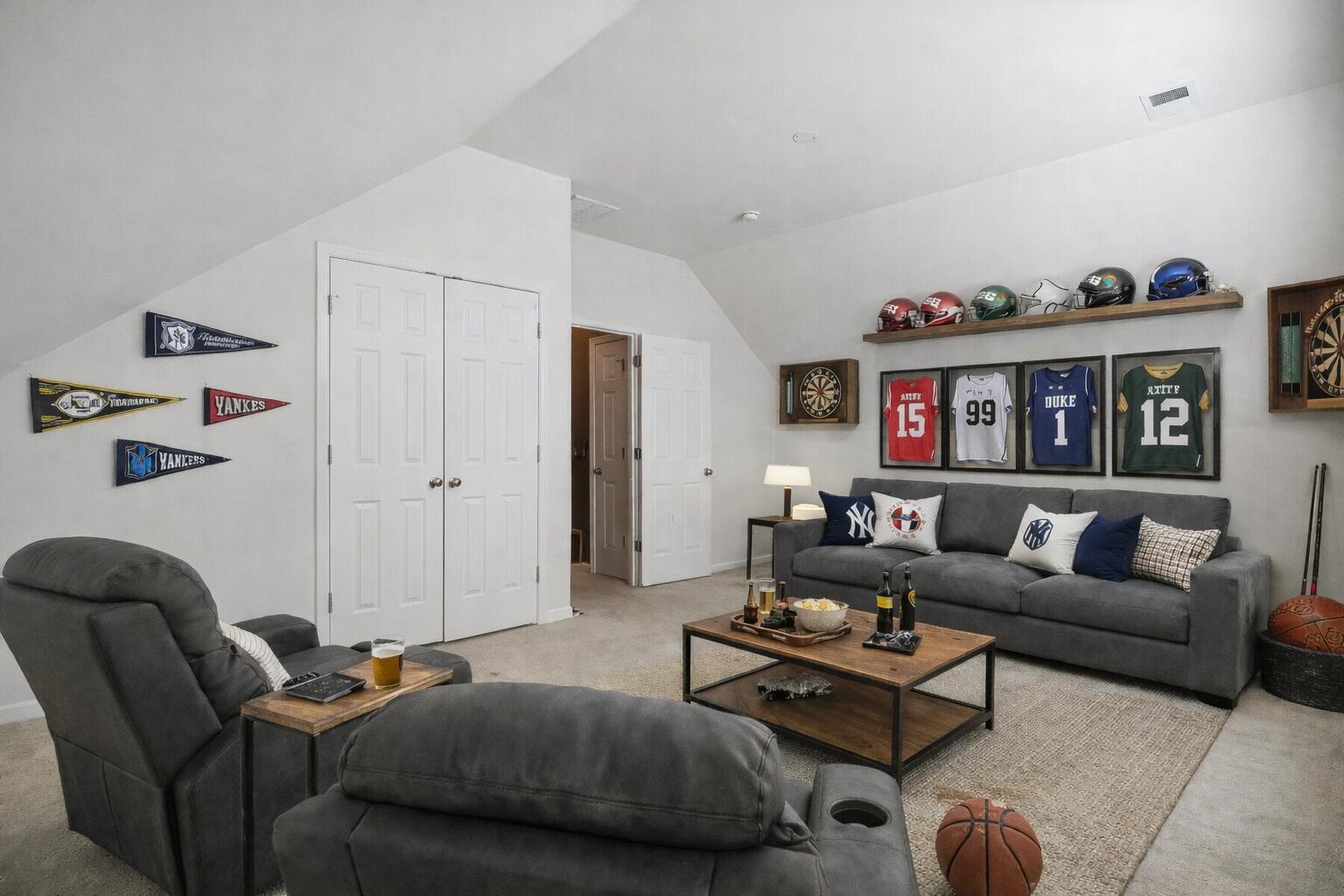 9672 Pebble Creek Boulevard