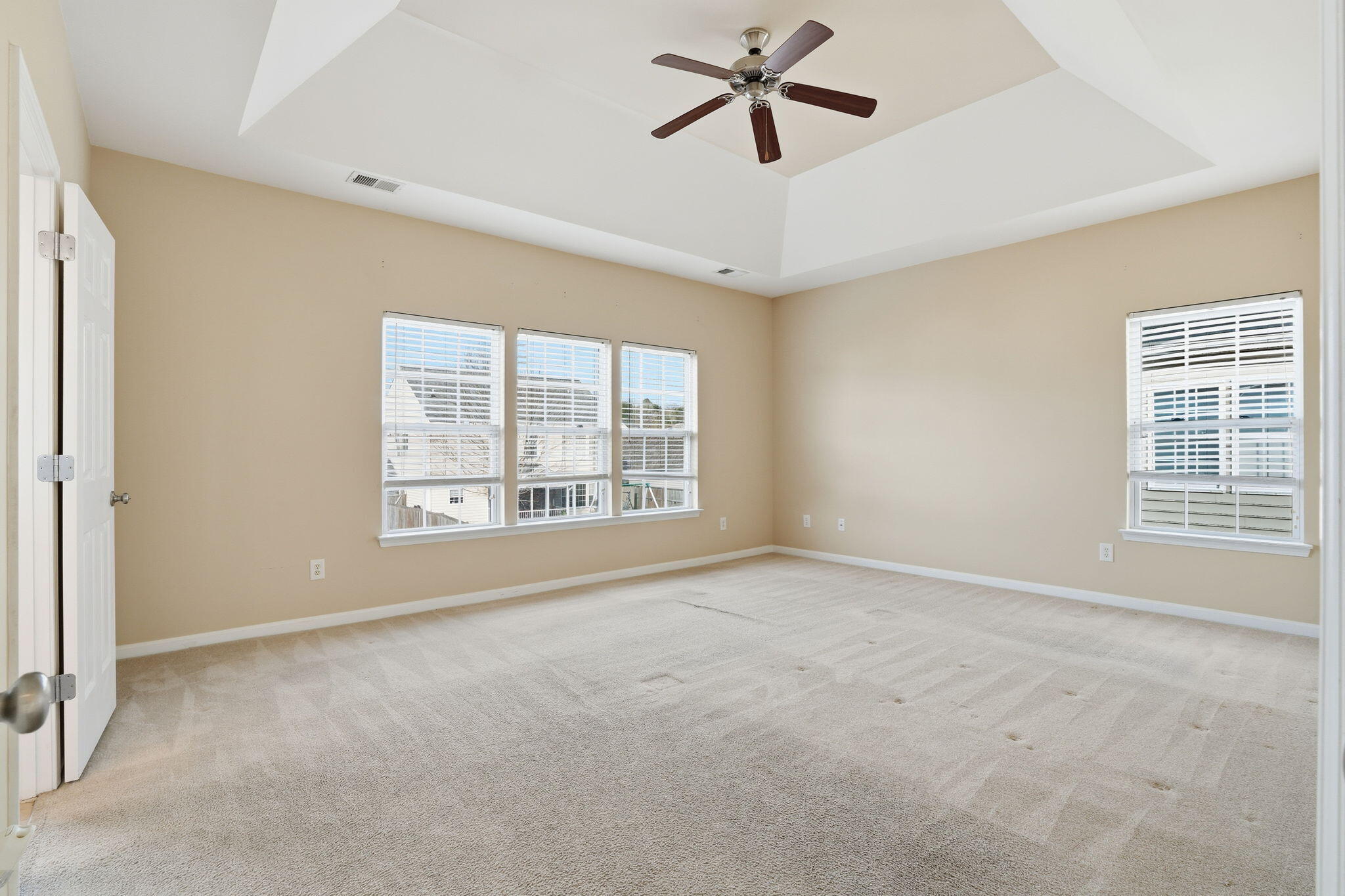 9672 Pebble Creek Boulevard