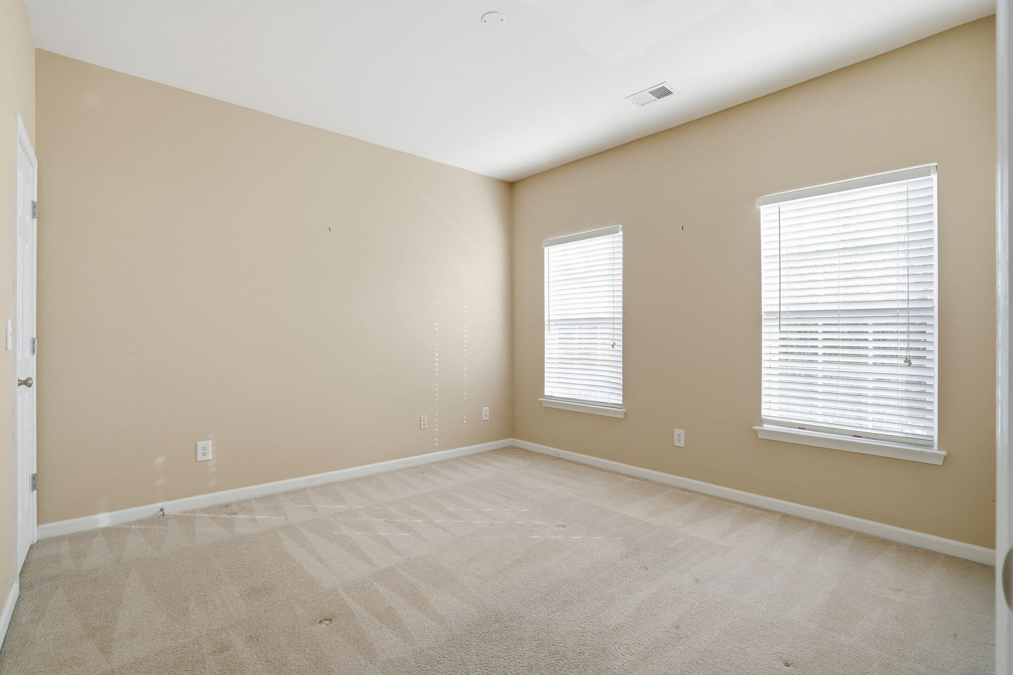 9672 Pebble Creek Boulevard