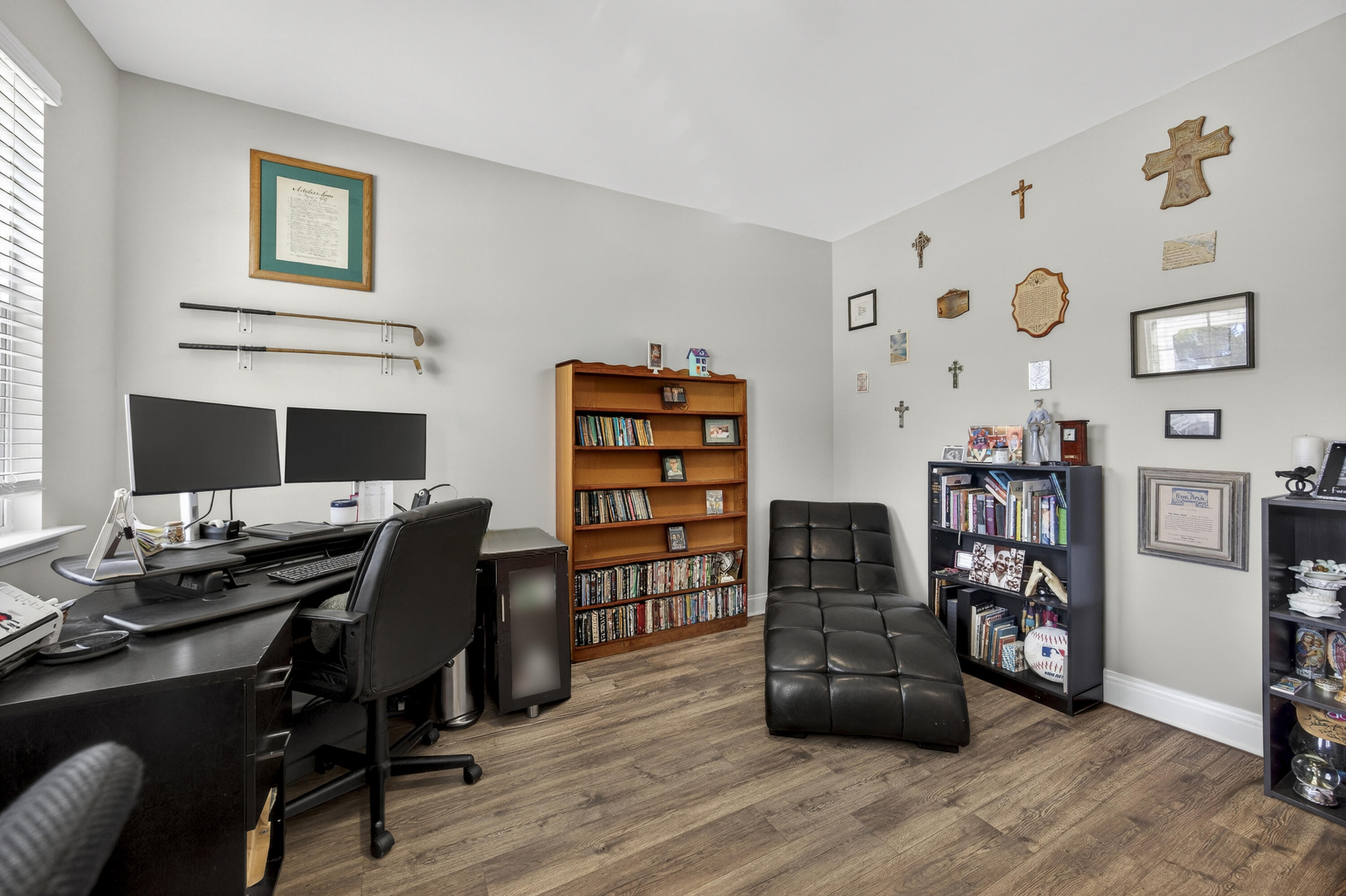 689 W Butternut Road