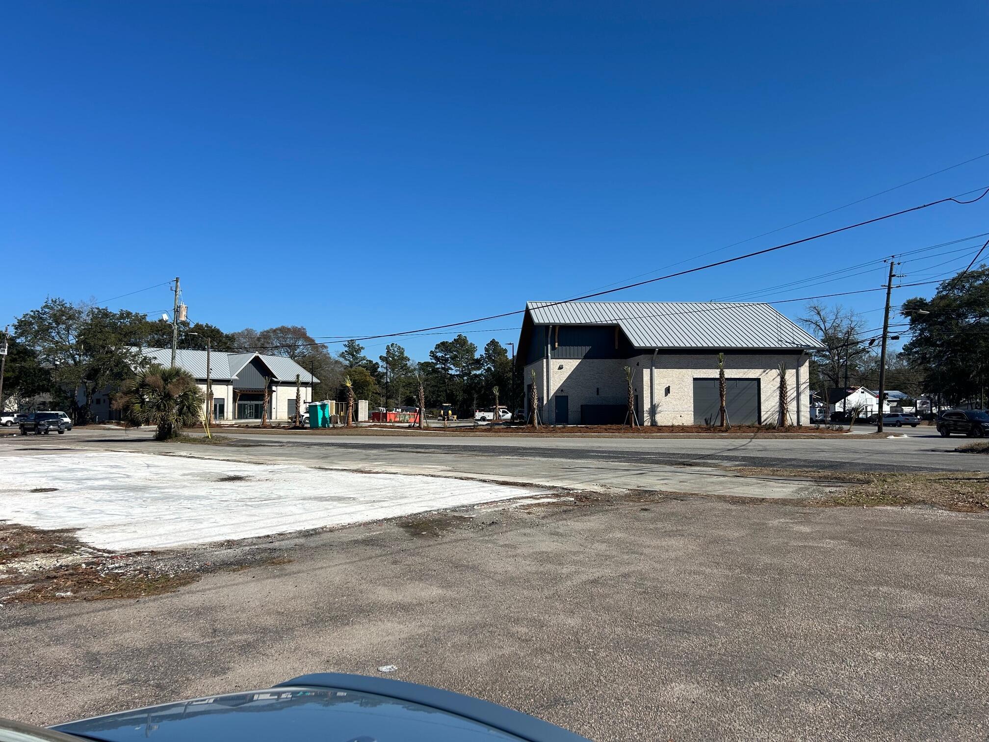 10 Carolyn Street