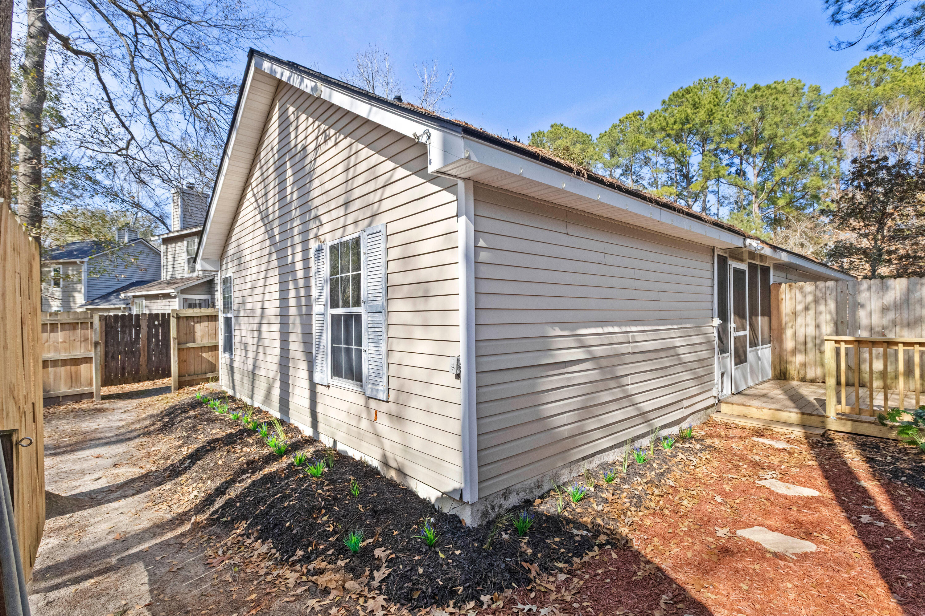 7920 Riverbirch Lane