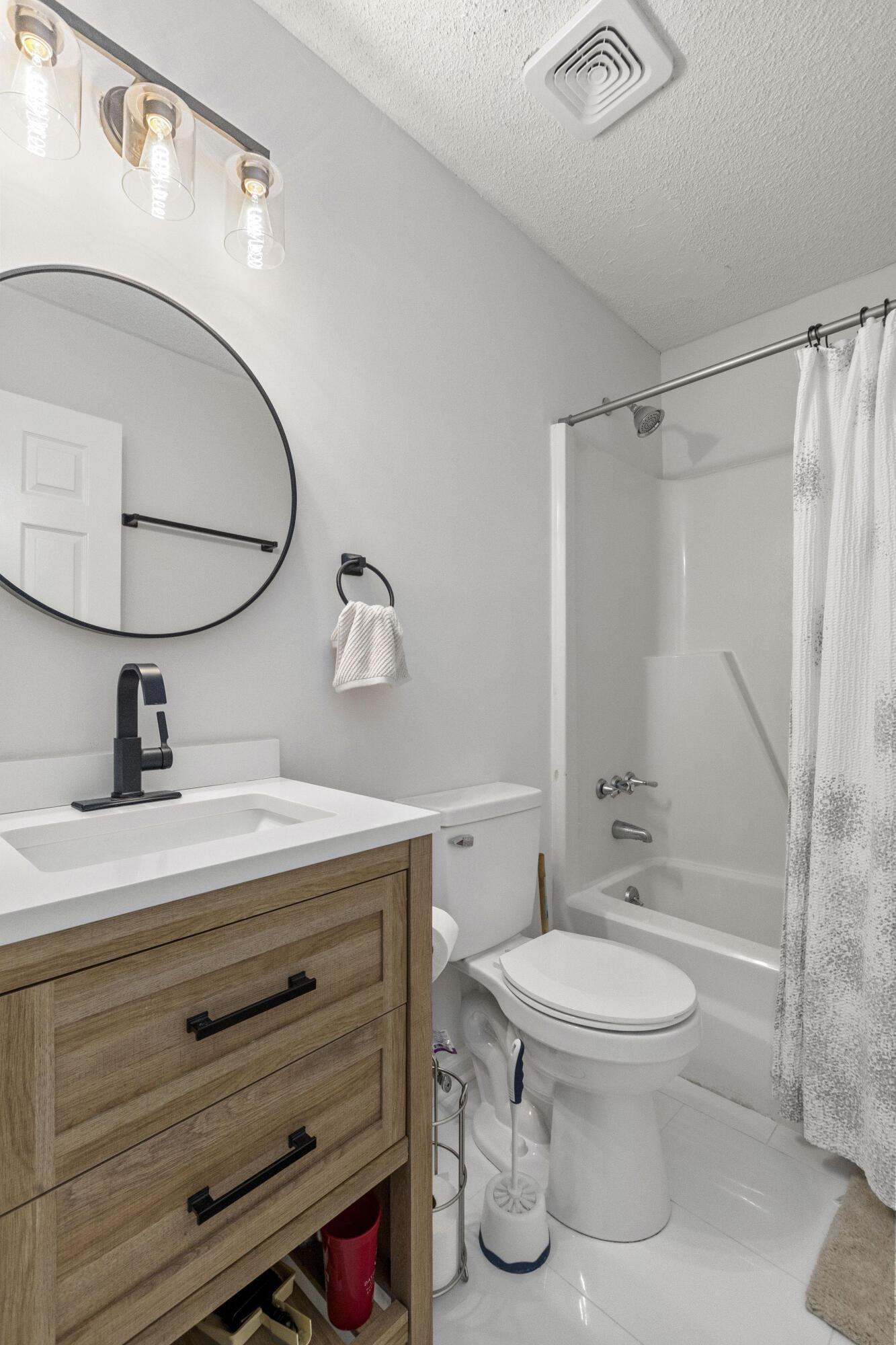 7920 Riverbirch Lane