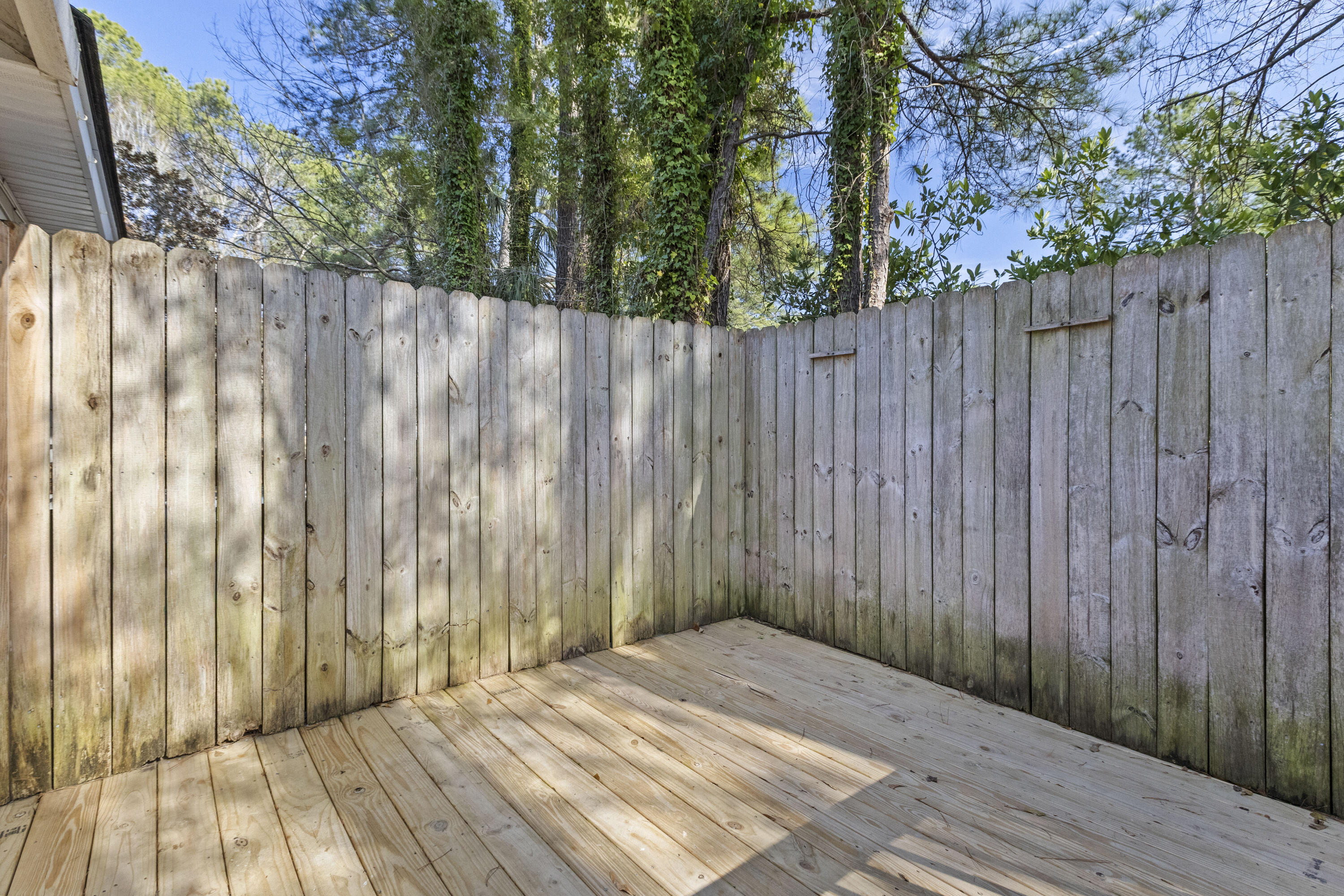 7920 Riverbirch Lane