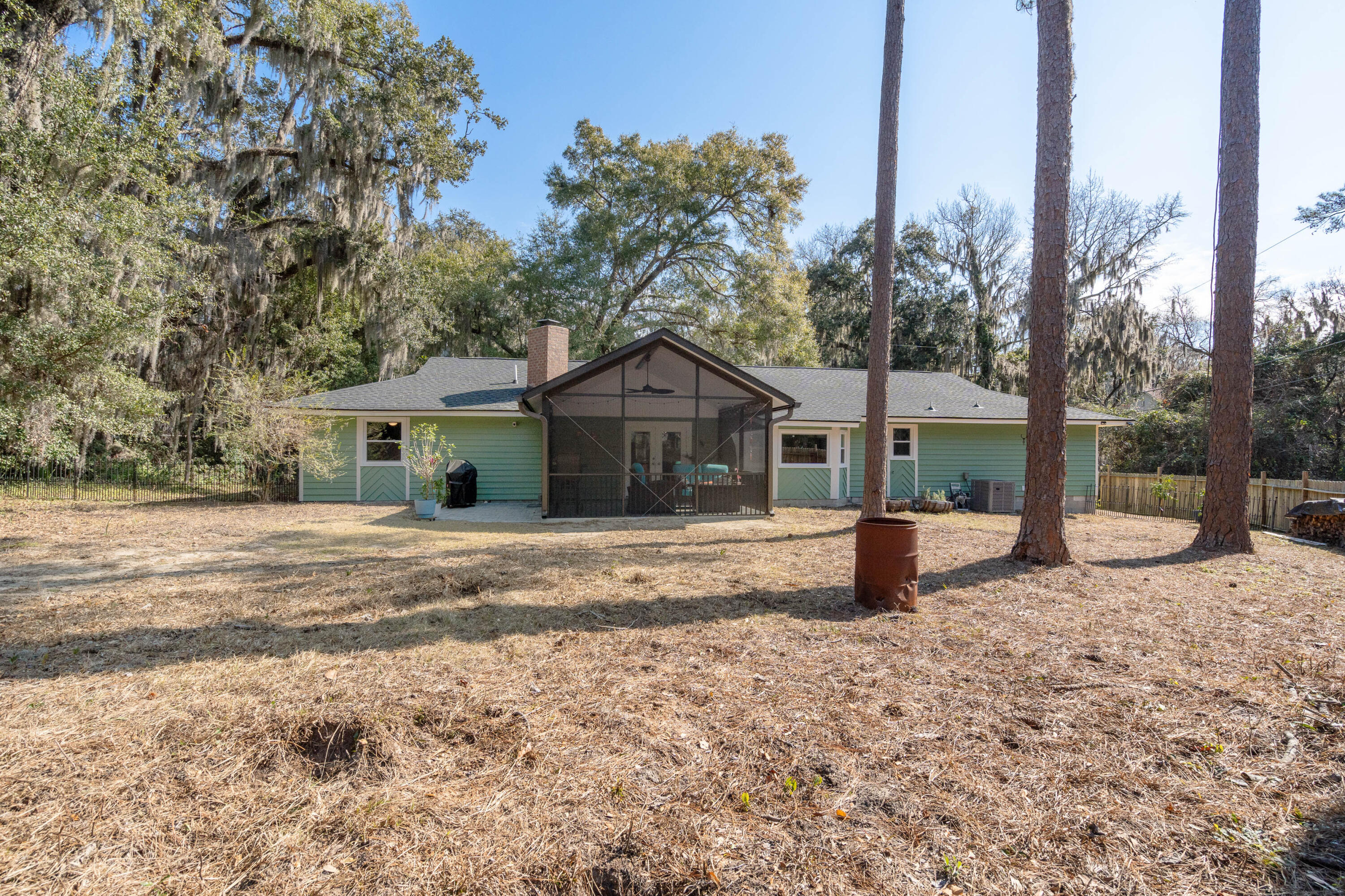1110 Hookstra Lane