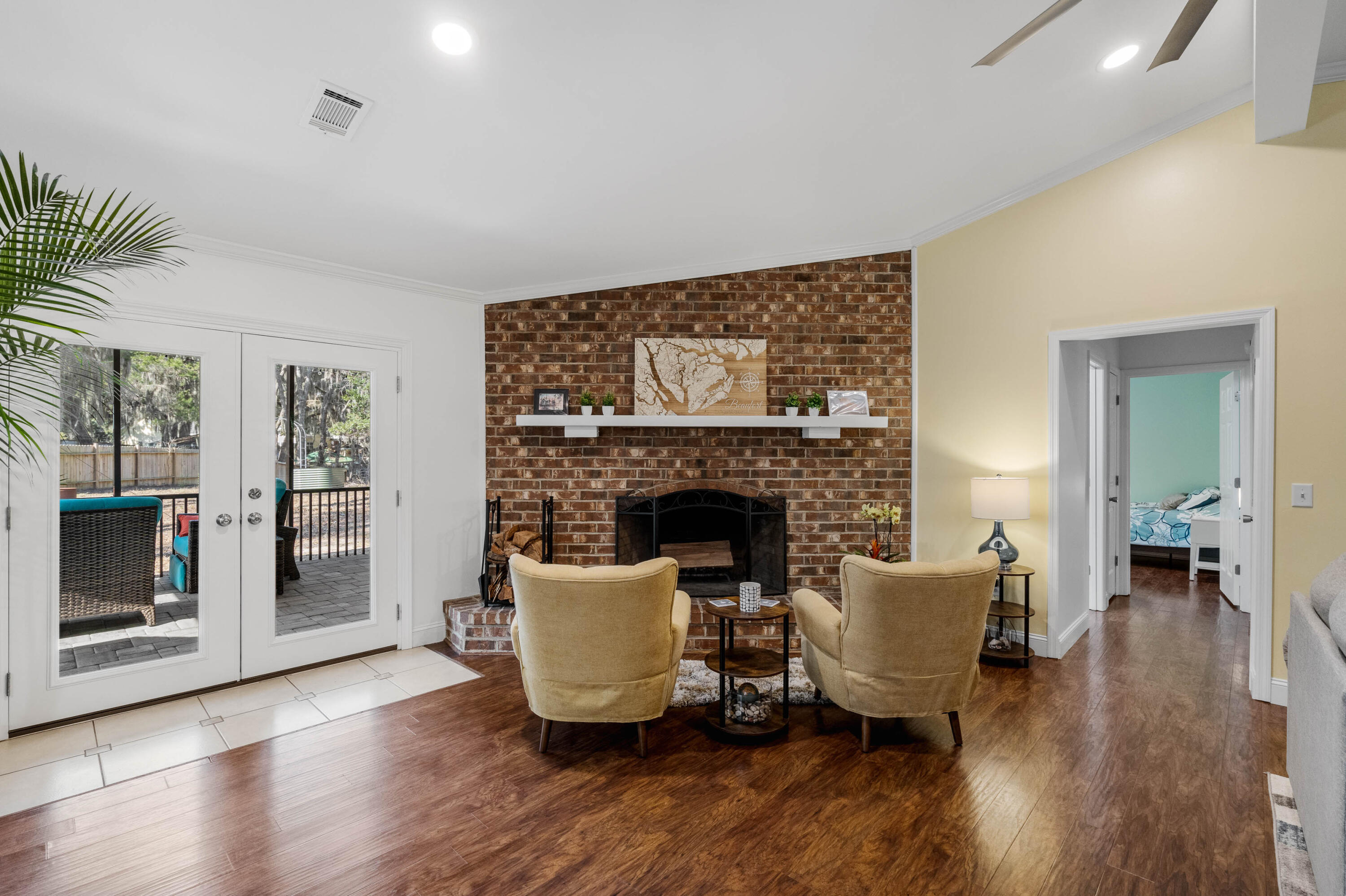 1110 Hookstra Lane