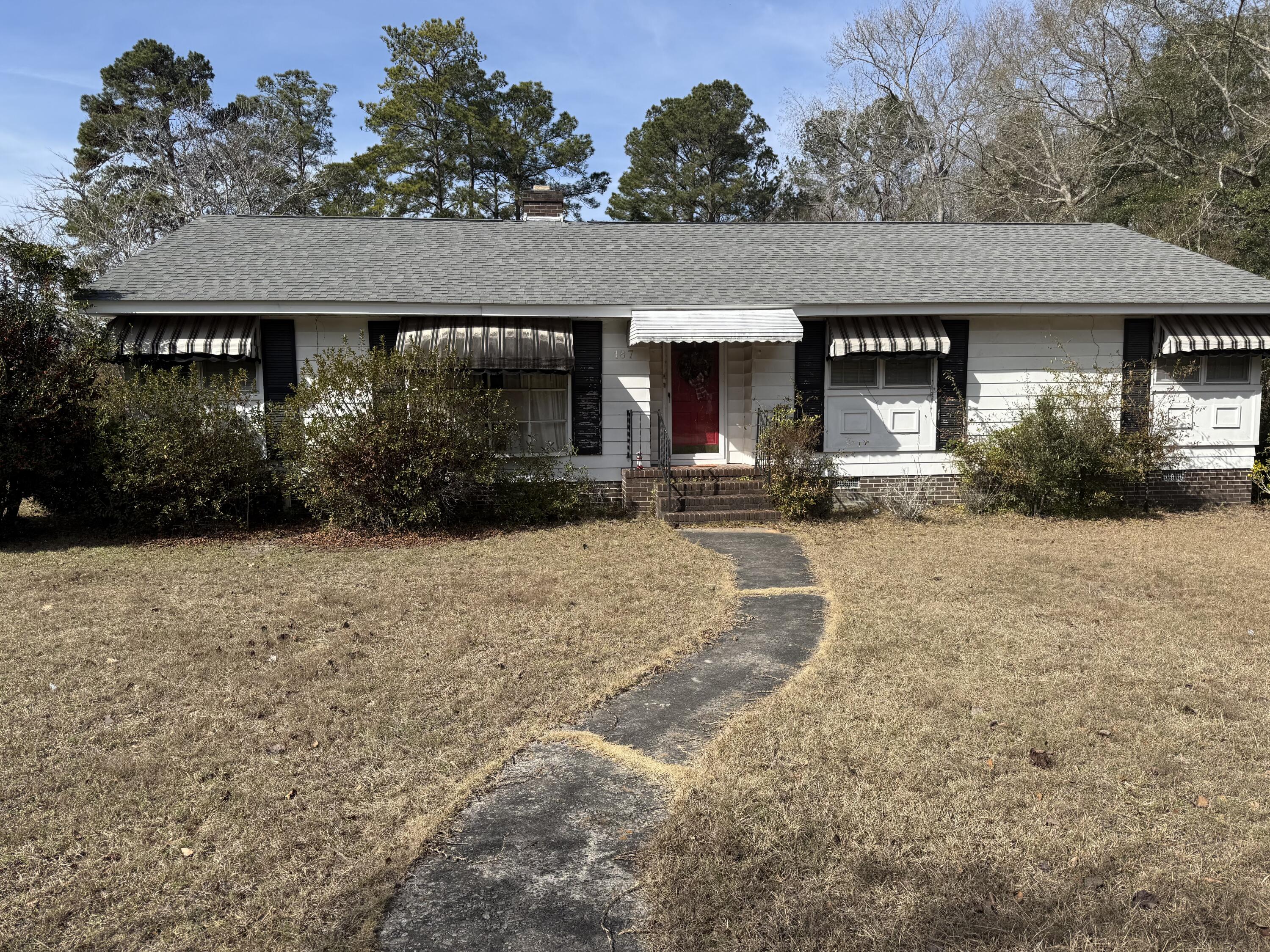 187 Airport Road