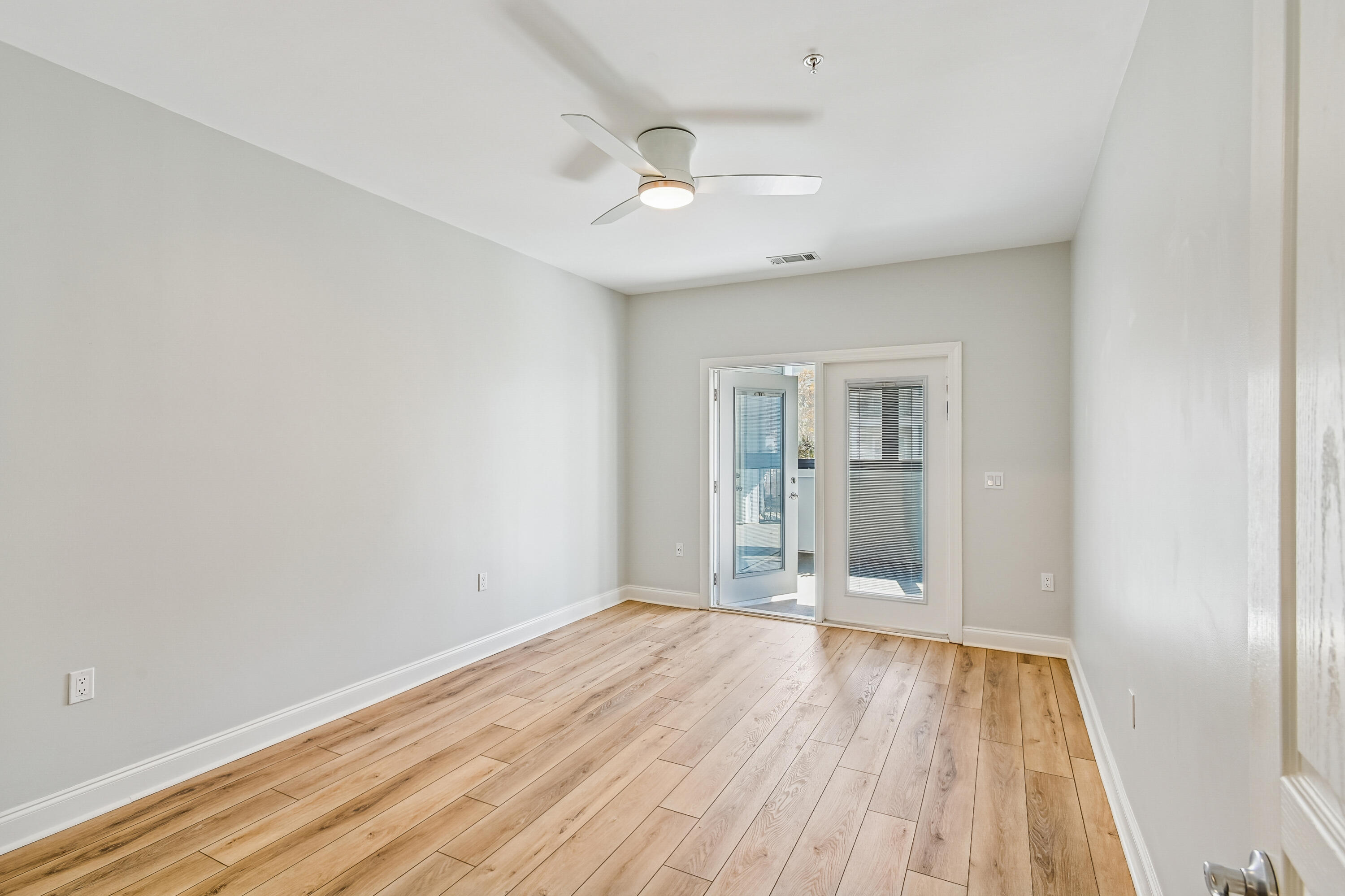 1025 Riverland Woods Place # 305