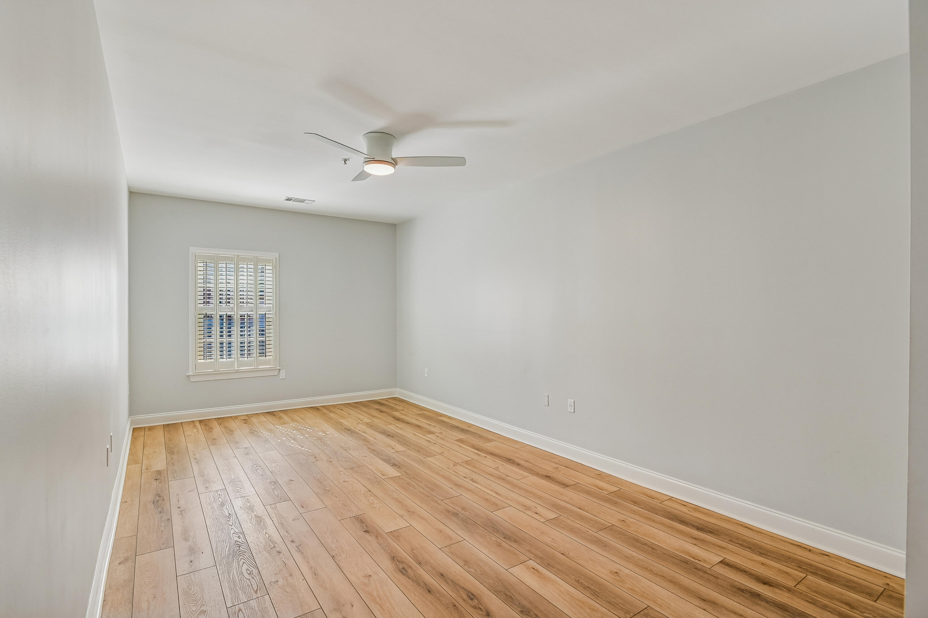 1025 Riverland Woods Place # 305