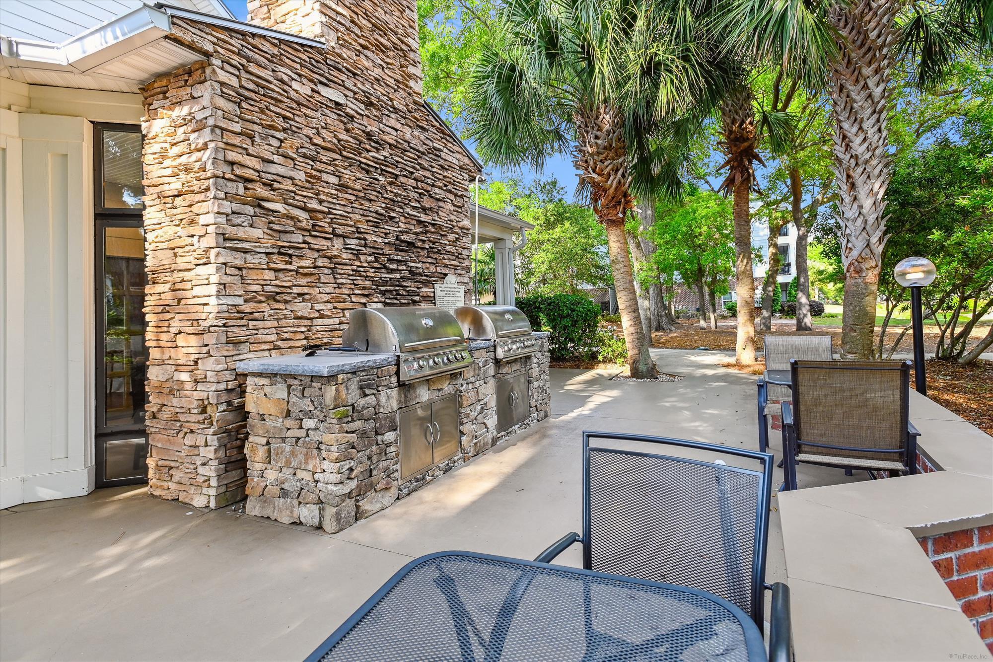 1025 Riverland Woods Place # 305